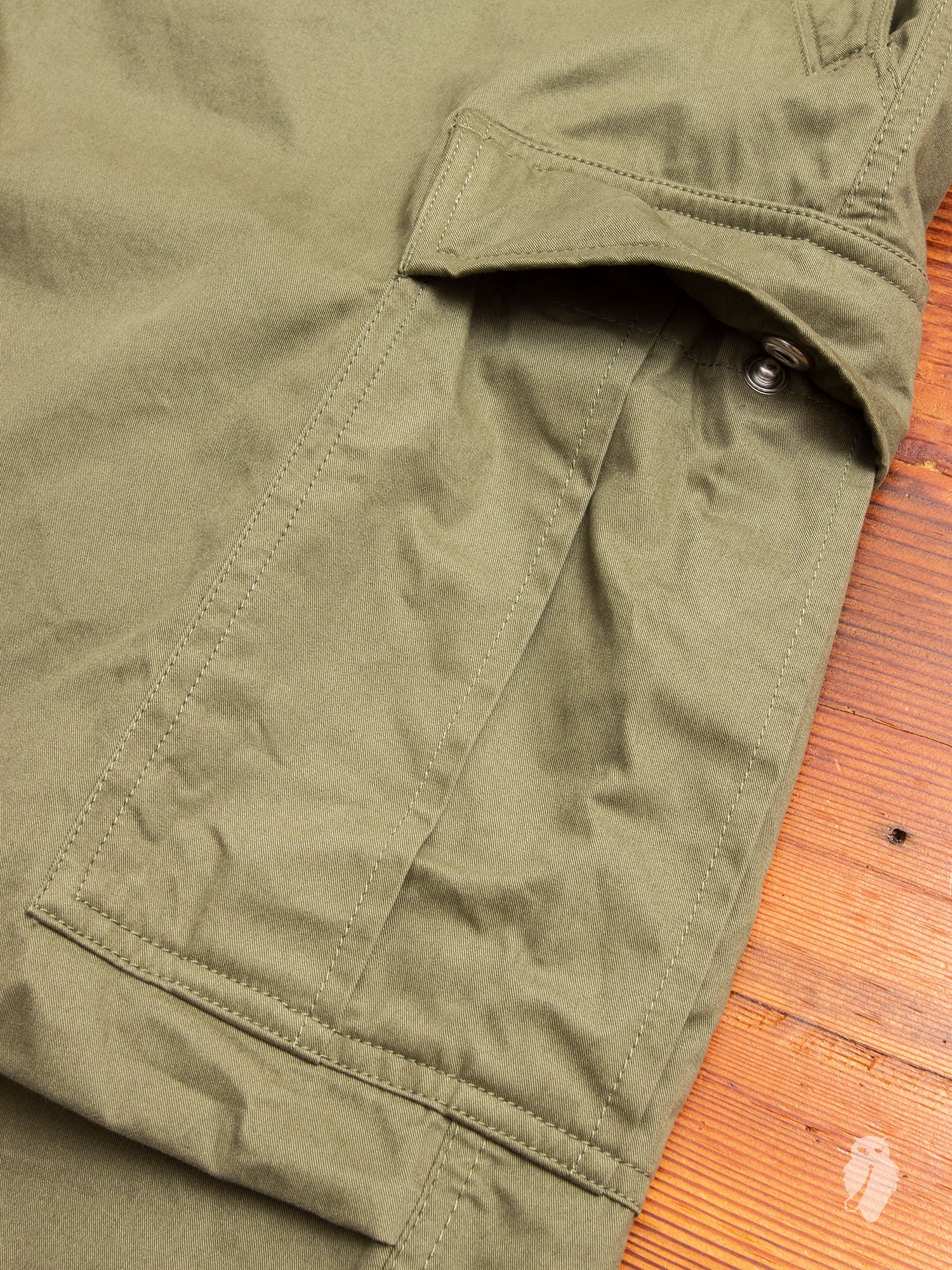 Cropped Cargo Pants in Maha Olive - Image 7
