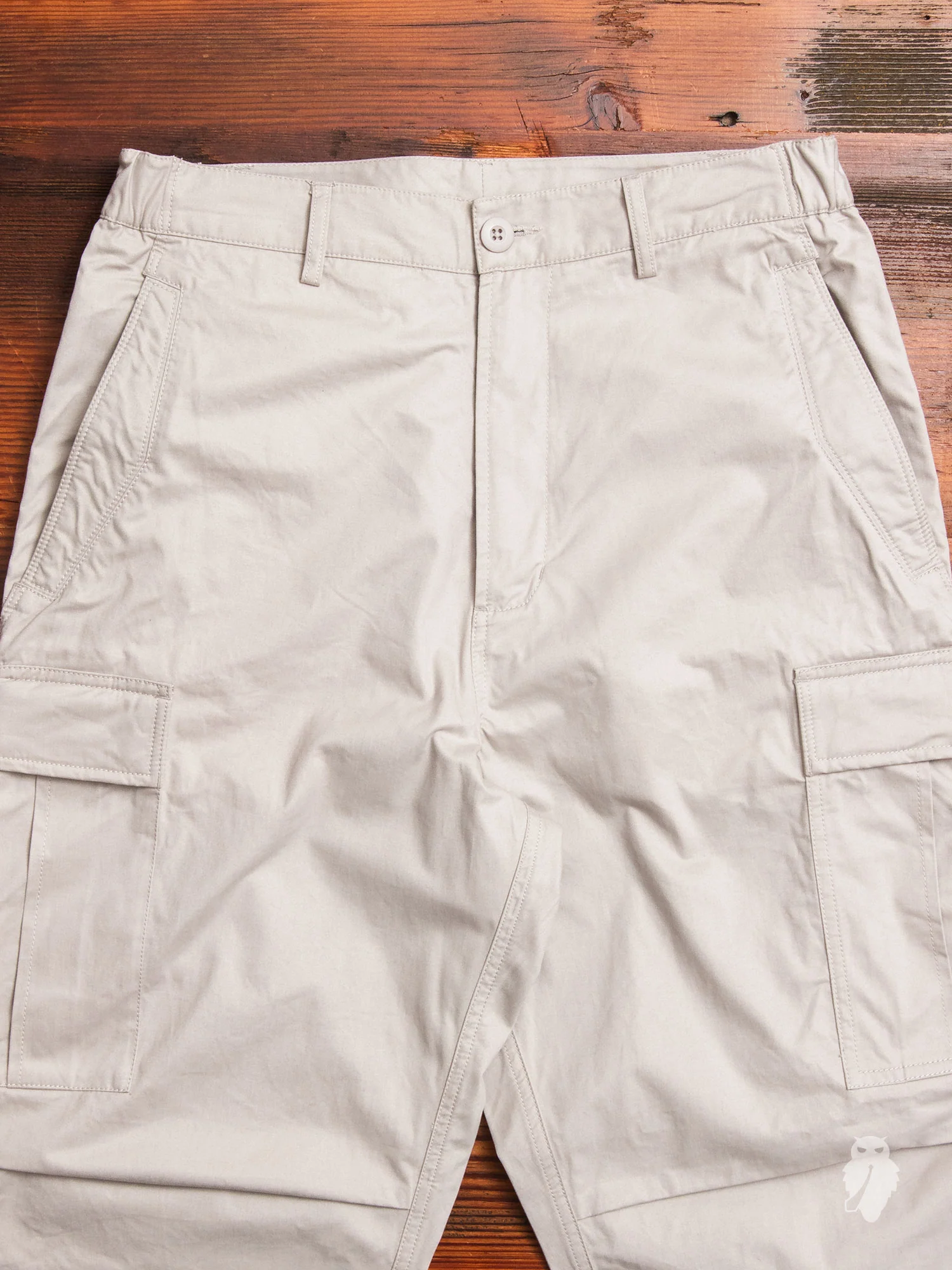 Cropped Cargo Pants in Stone - Image 3
