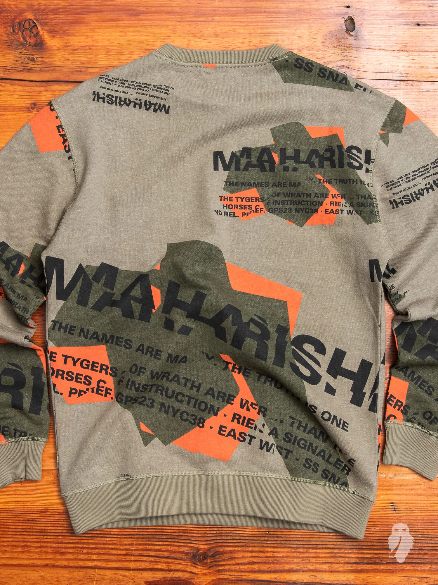 MILTYPE Shattered Crewneck Sweater in Olive - Image 6