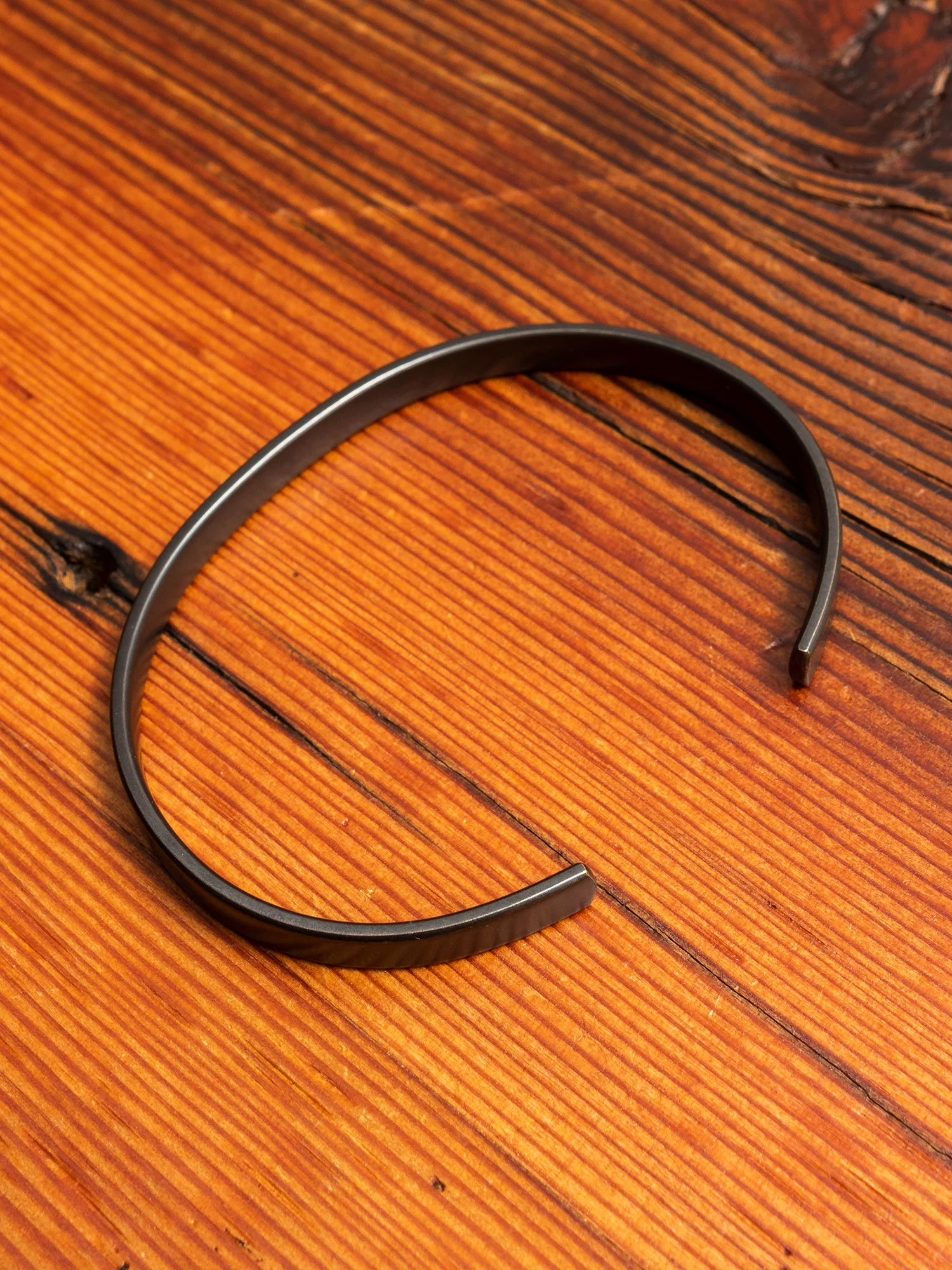 Metal Cuff in Matte Gunmetal - Image 3