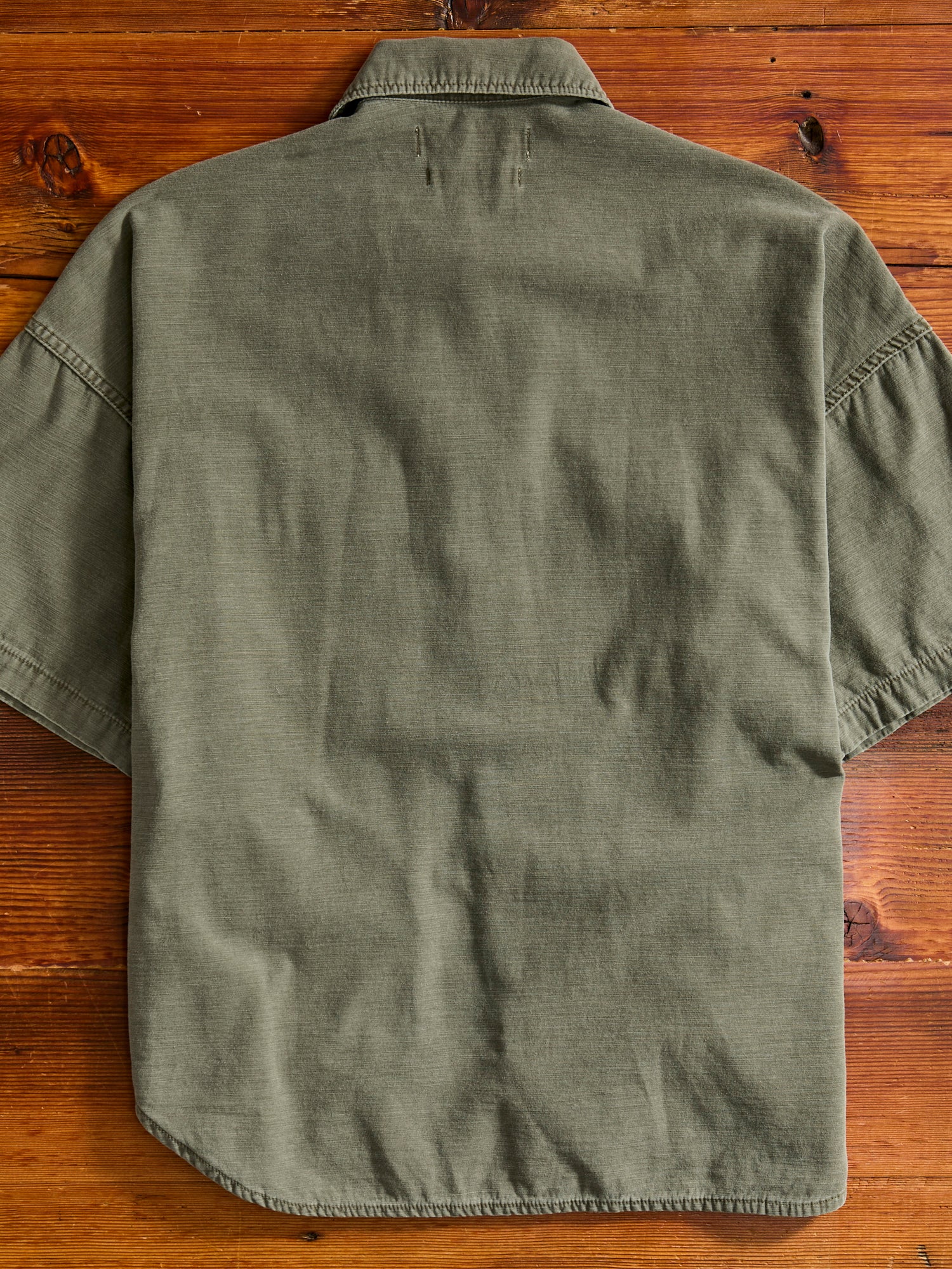 Military Short Sleeve Shirt in Khaki - Image 8