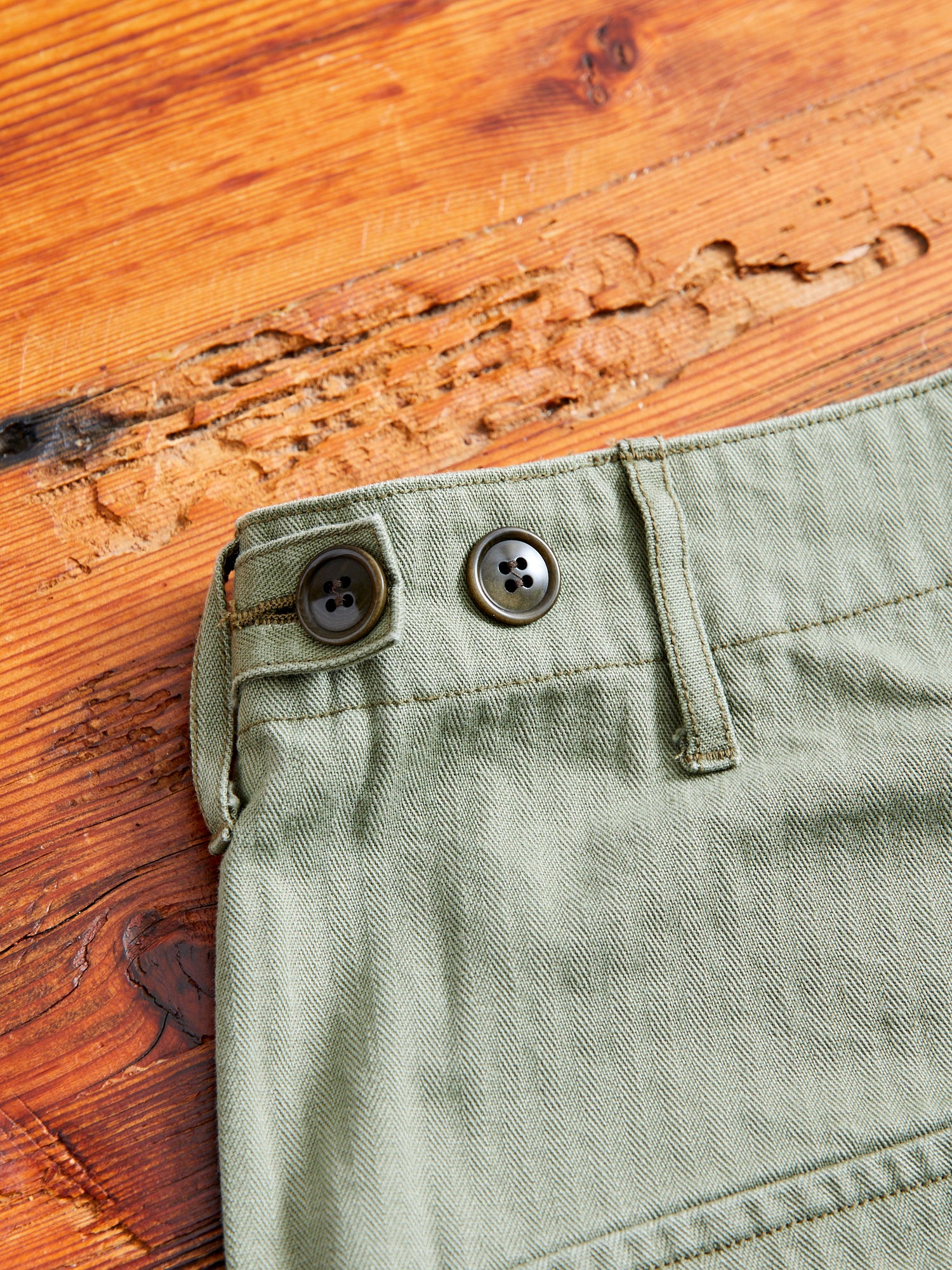 MSP-1014 Tsugihagi Baker Pants in Army Green - Image 9