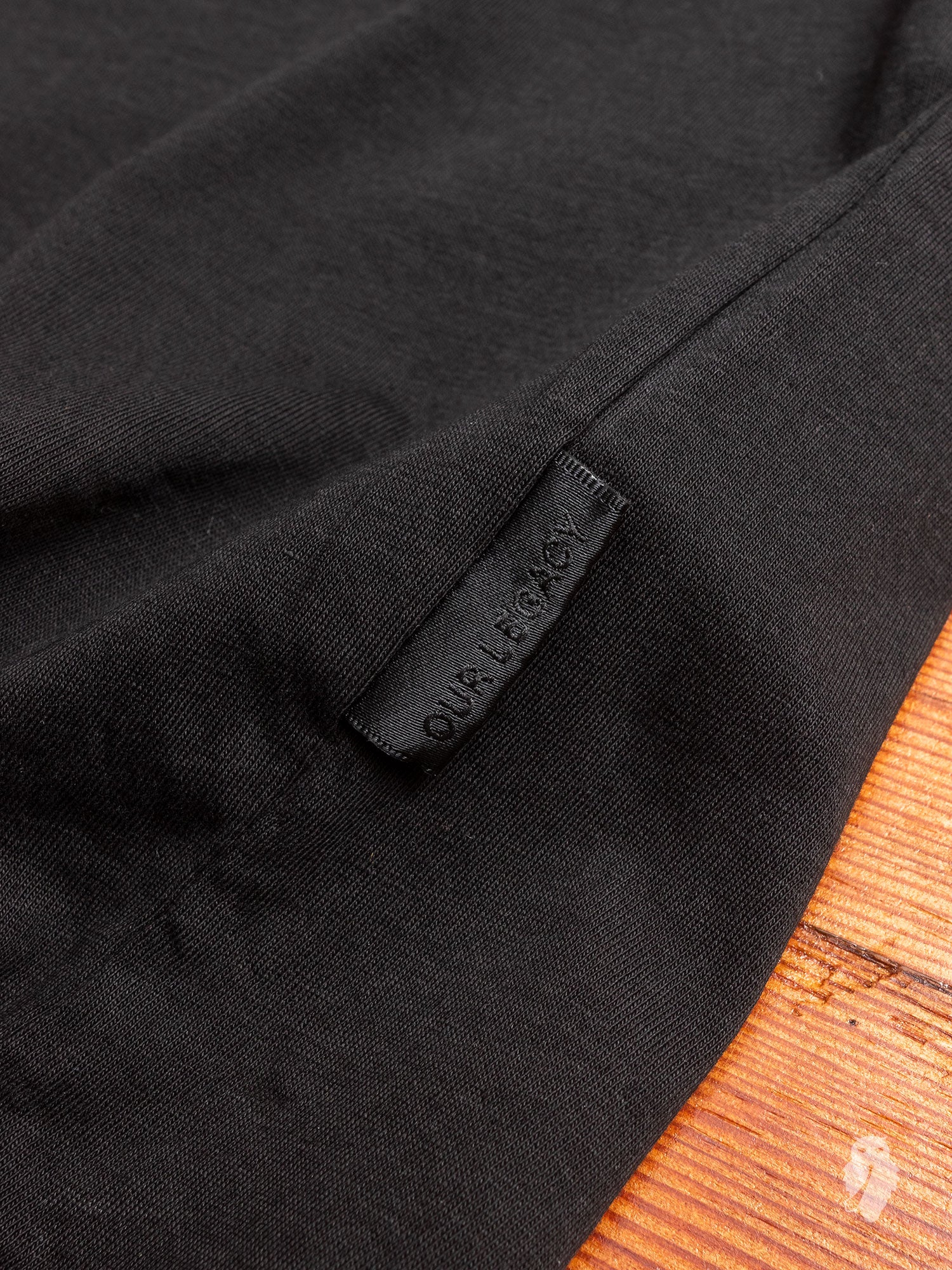 New Box T-Shirt in Black - Image 4