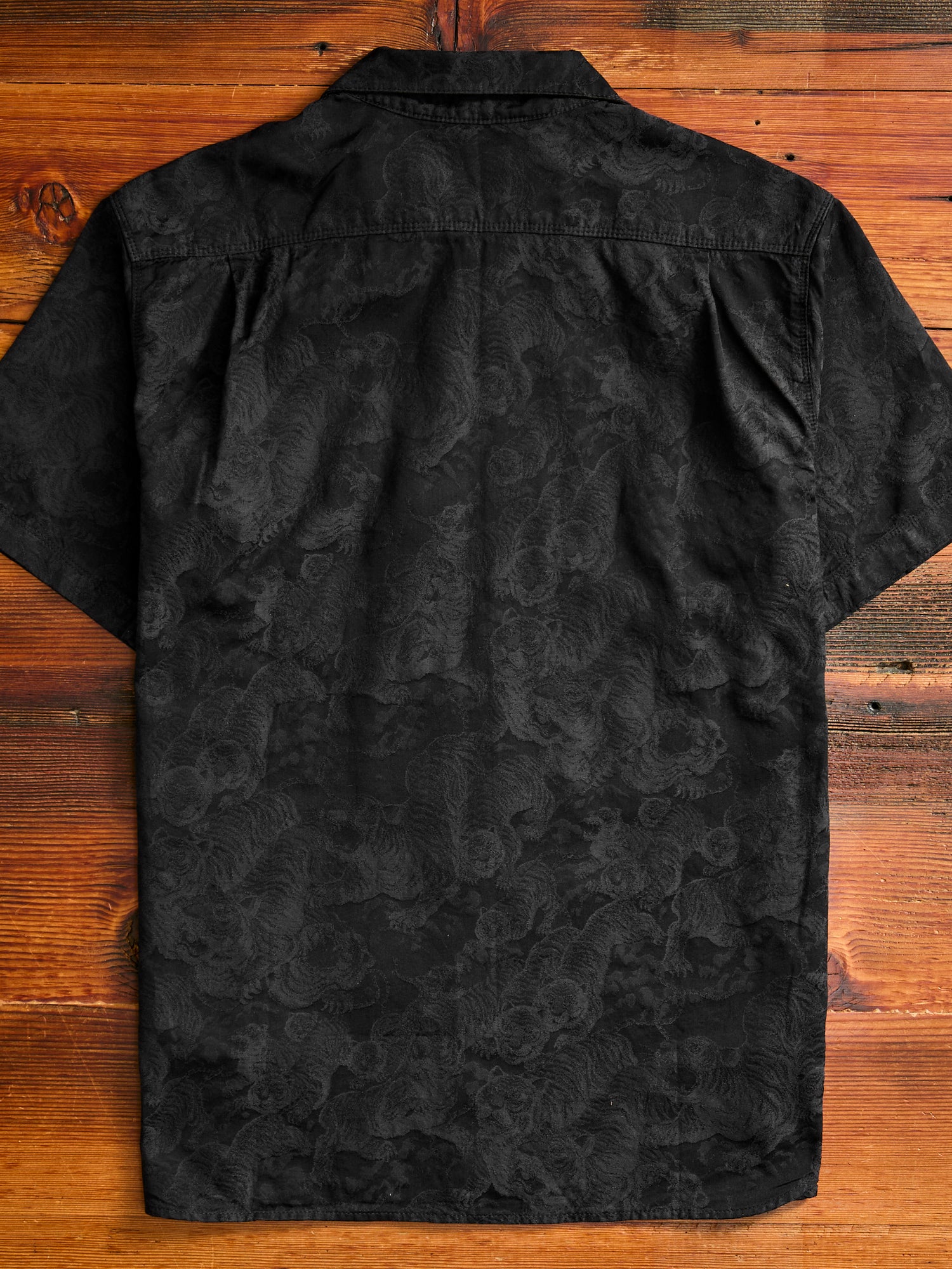 Night Tiger Hawaiian Shirt in Black - Image 9