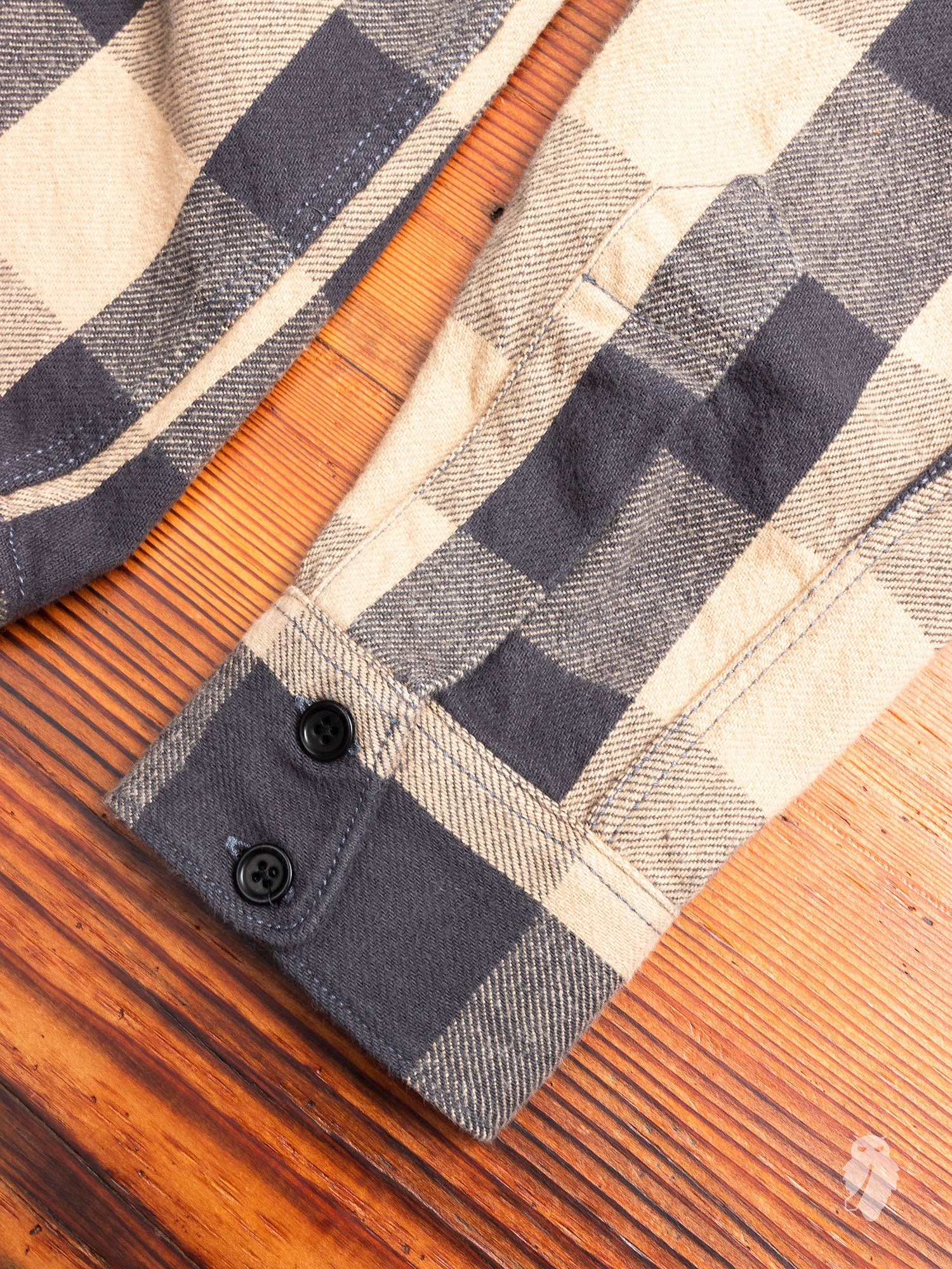 Norris Selvedge Flannel in Khaki - Image 5