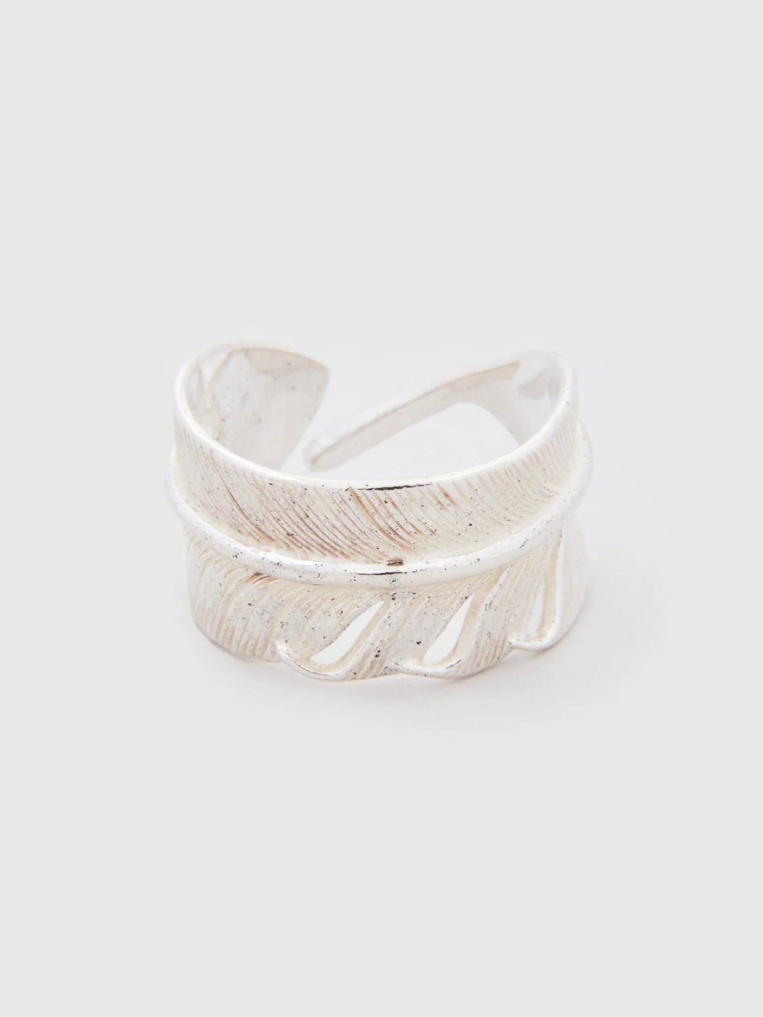 Pherrow's x Peace Feather Ring in Silver