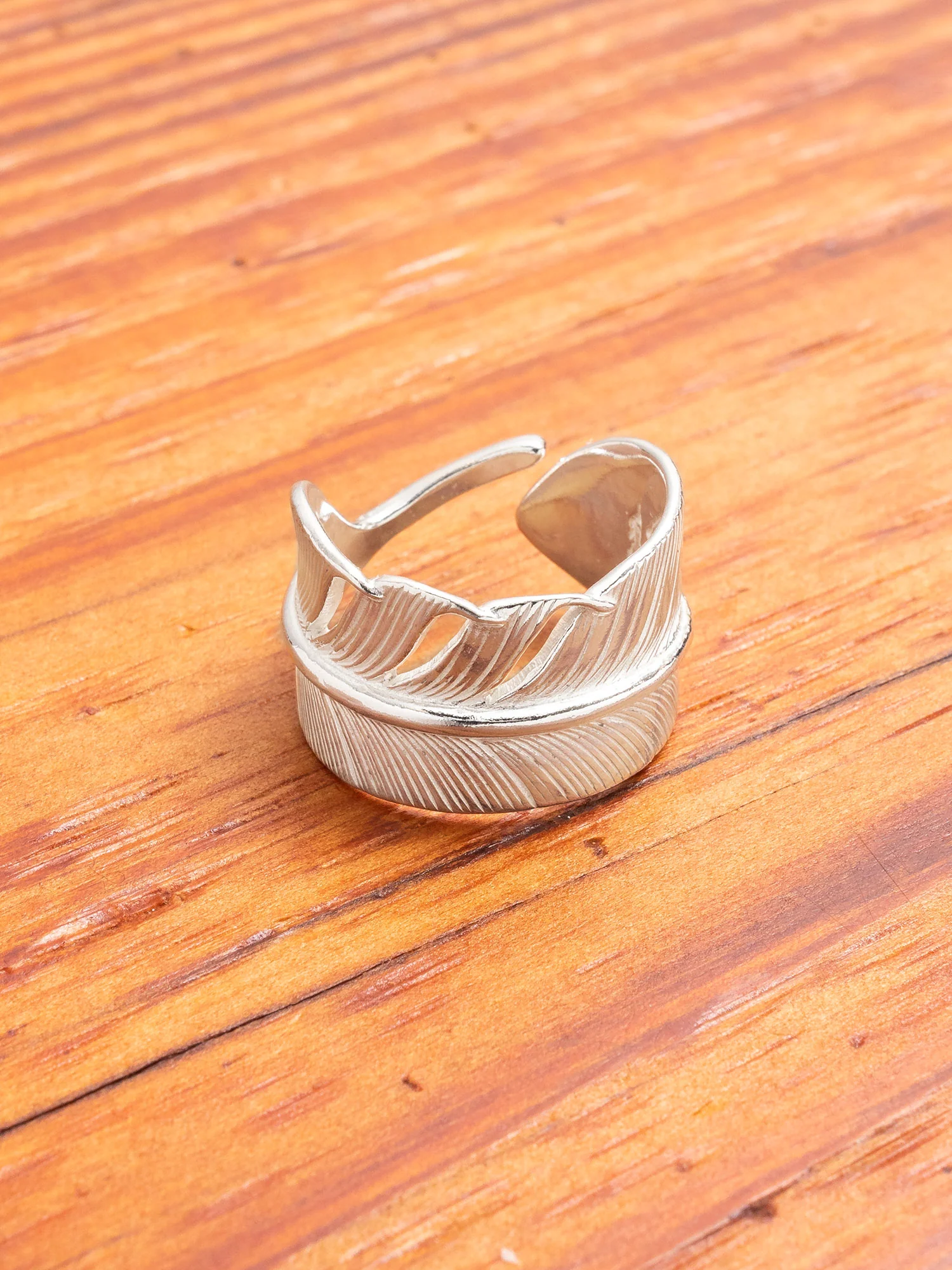 Pherrow's x Peace Feather Ring in Silver - Image 4