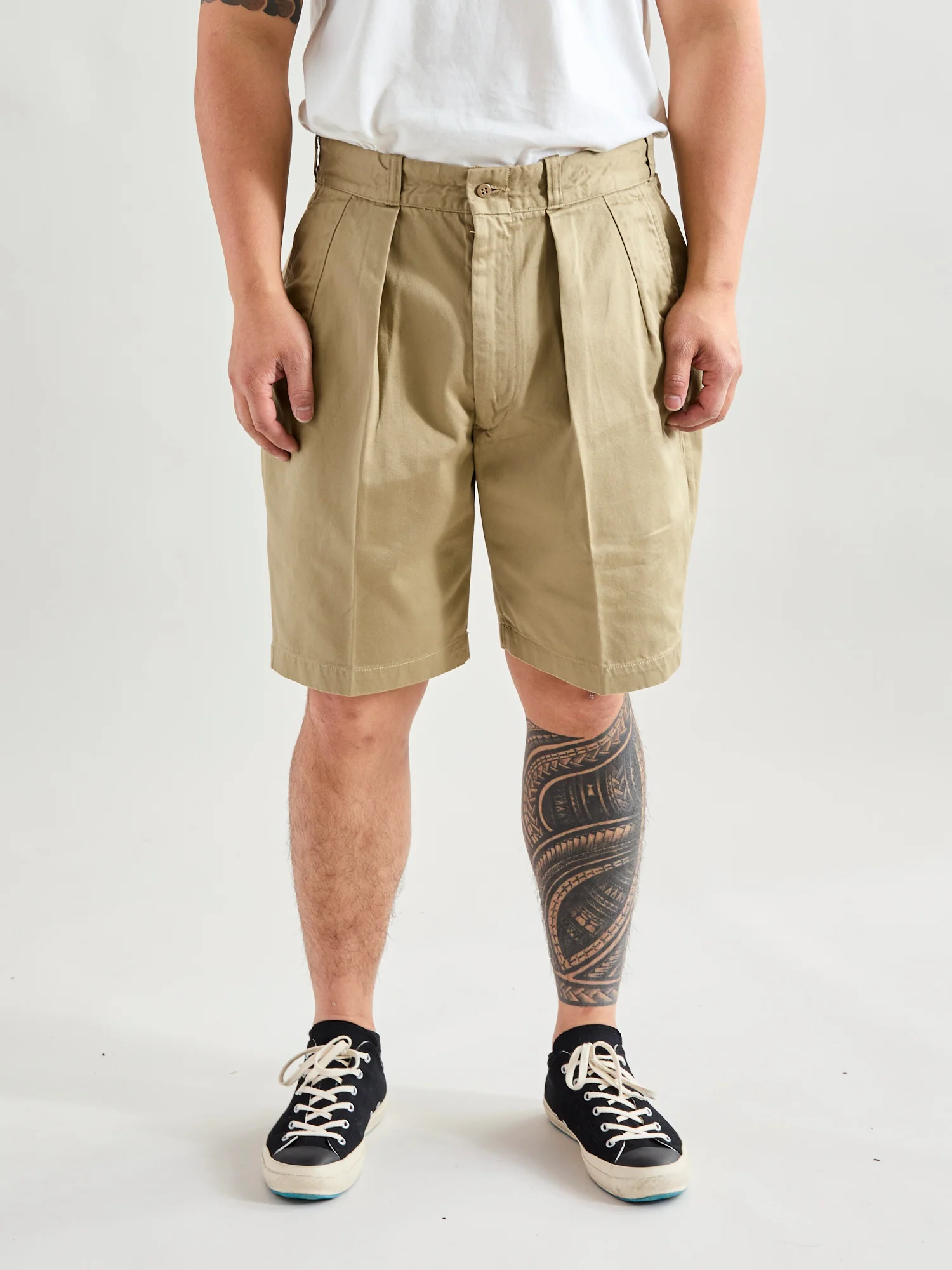 Pleated Military Chino Shorts in Beige - Image 2
