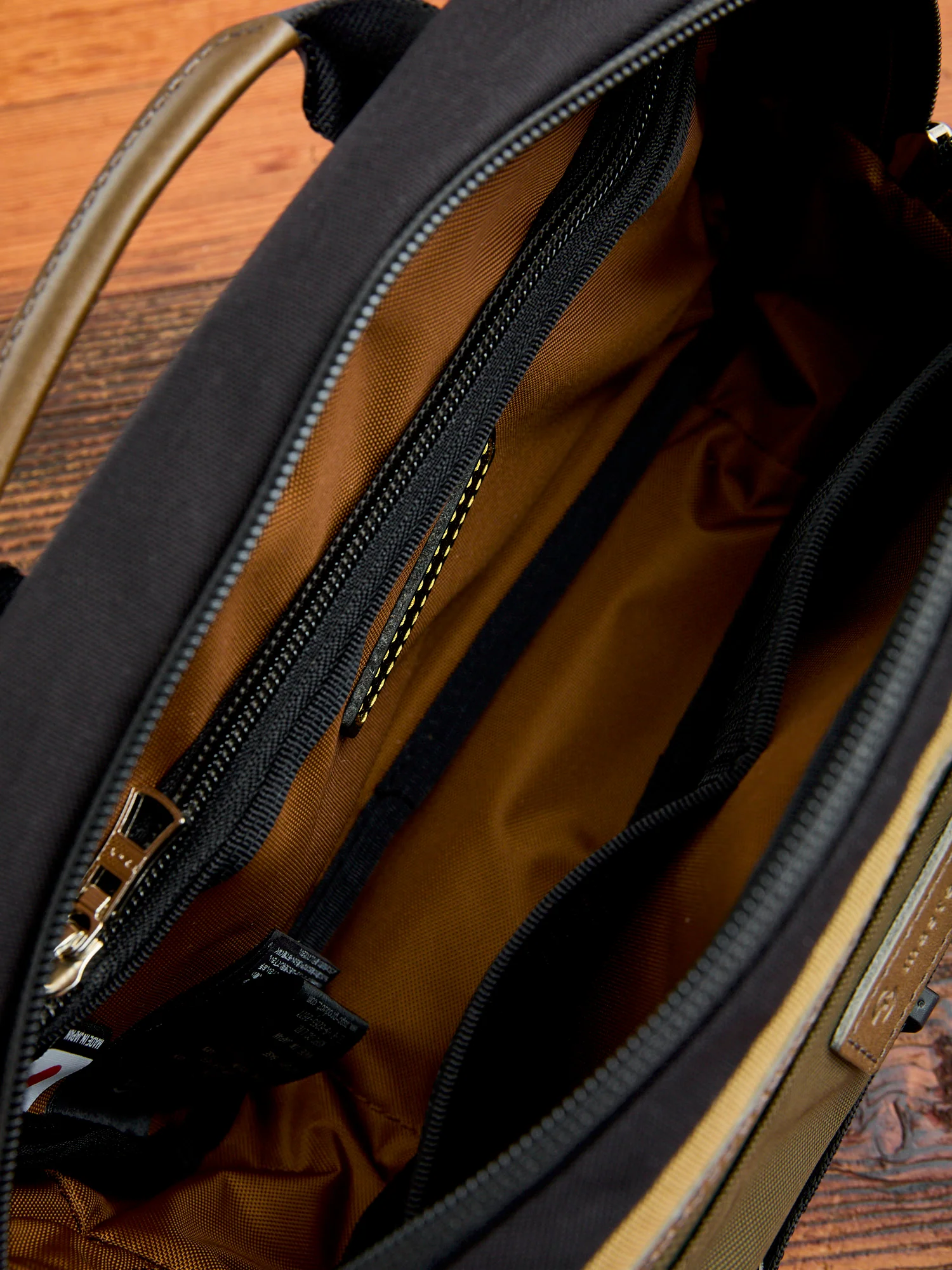Potential V3 Shoulder Bag in Olive - Image 13