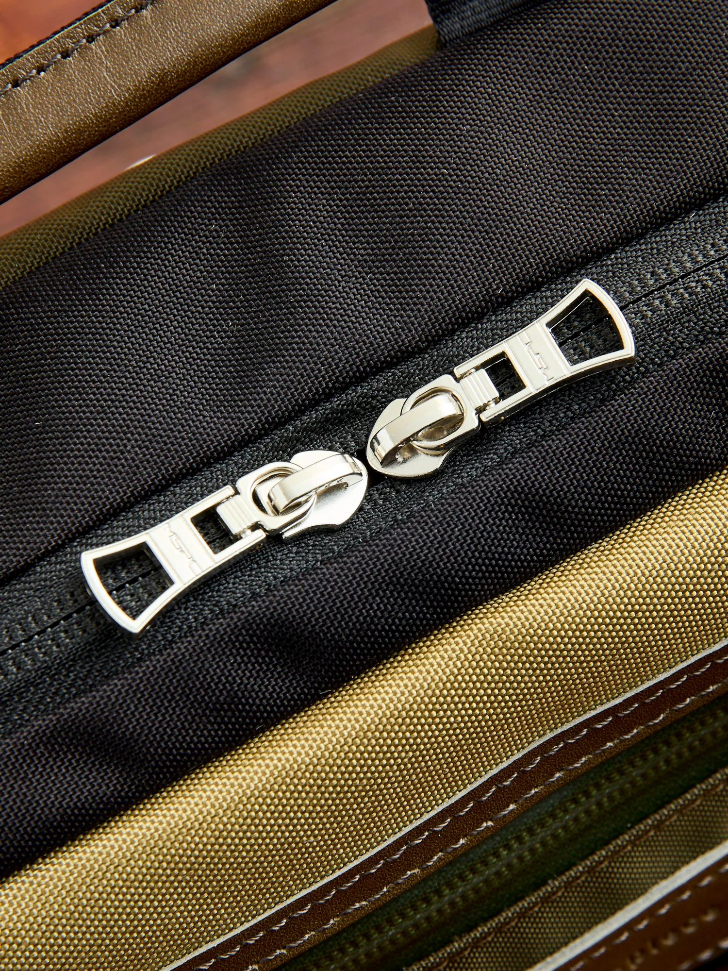Potential V3 Shoulder Bag in Olive - Image 9