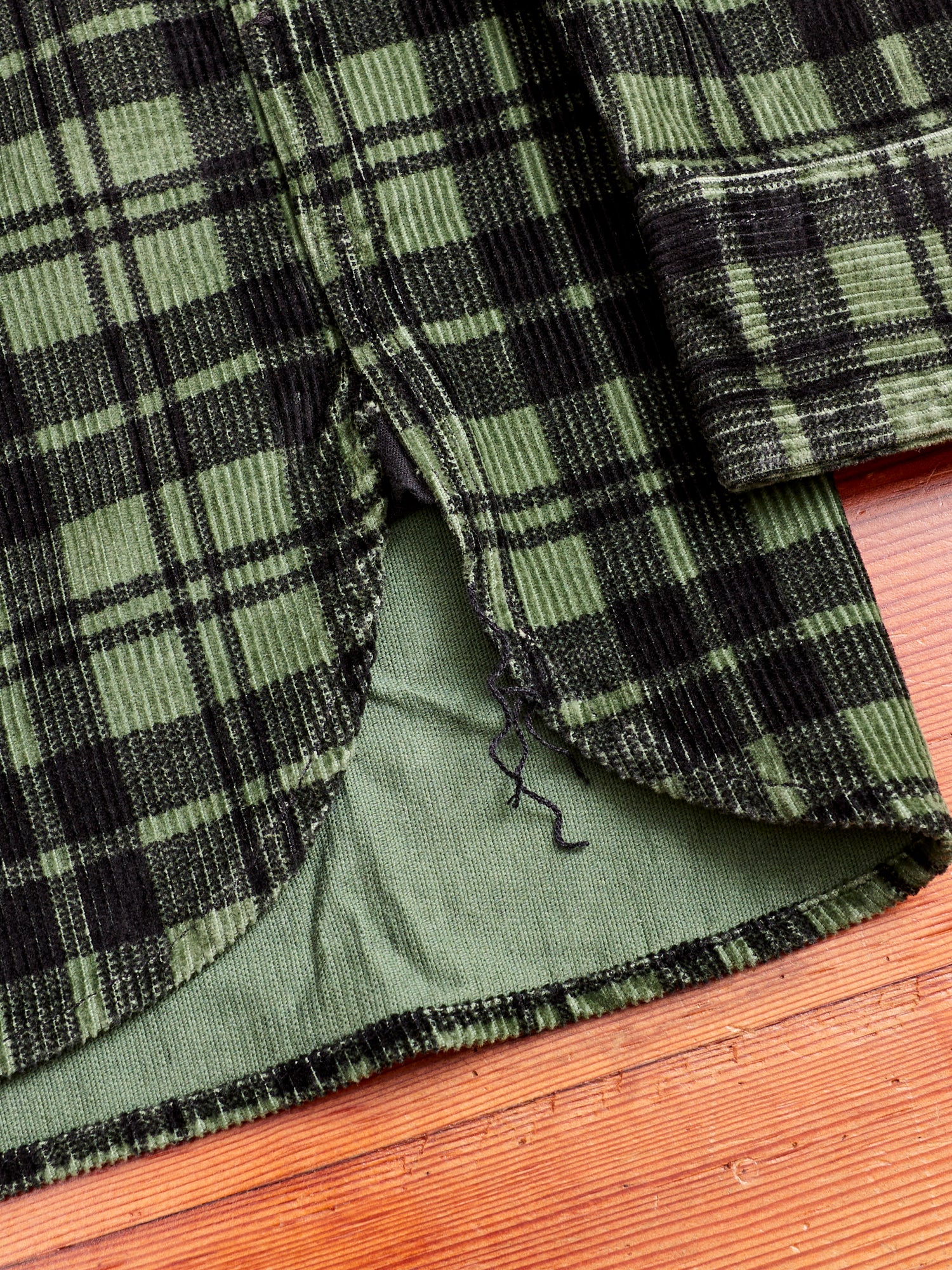 Printed Corduroy Work Shirt in Green/Black - Image 8