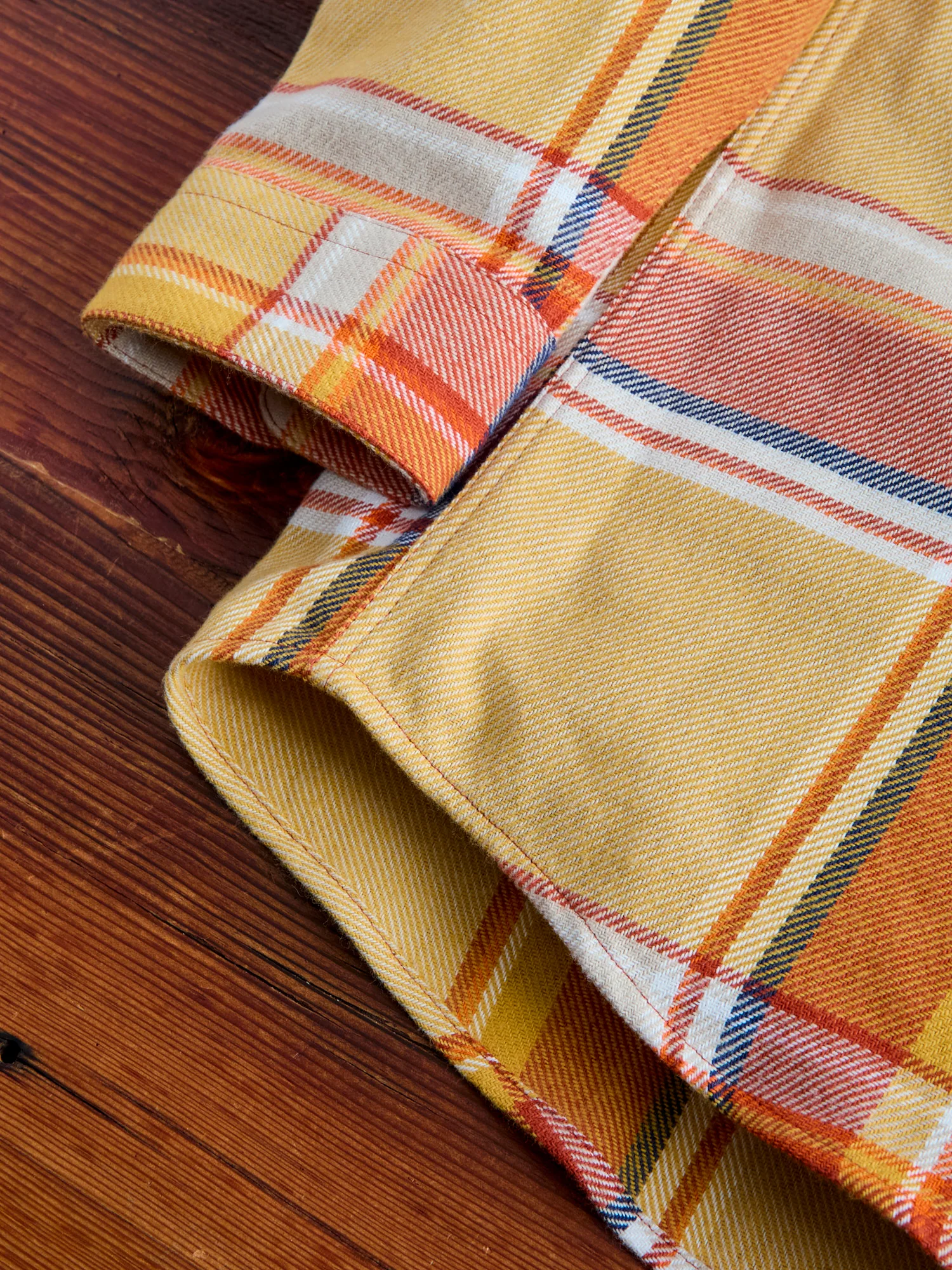 Ramo Button-Up Shirt in Marigold - Image 5