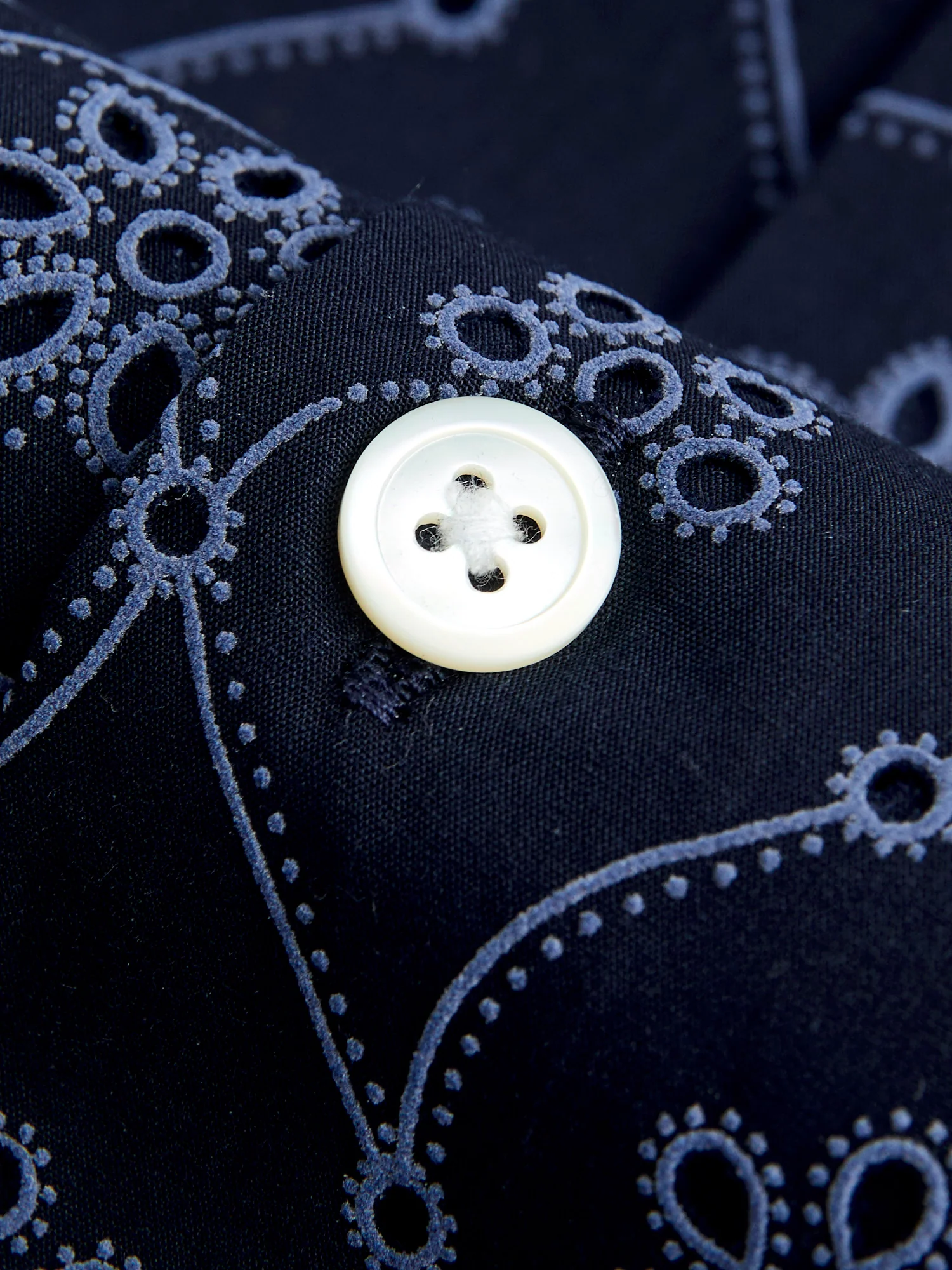 Rendi Button-Up Shirt in Navy - Image 6