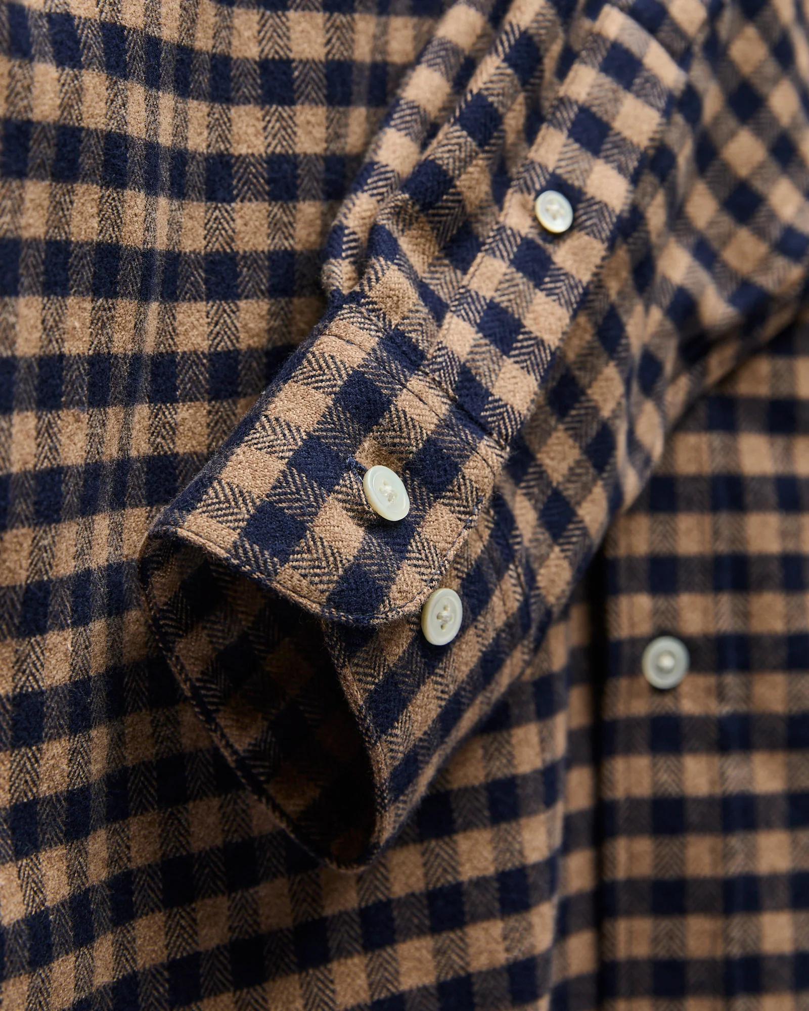 Roca Button-Up Shirt in Brown - Image 6