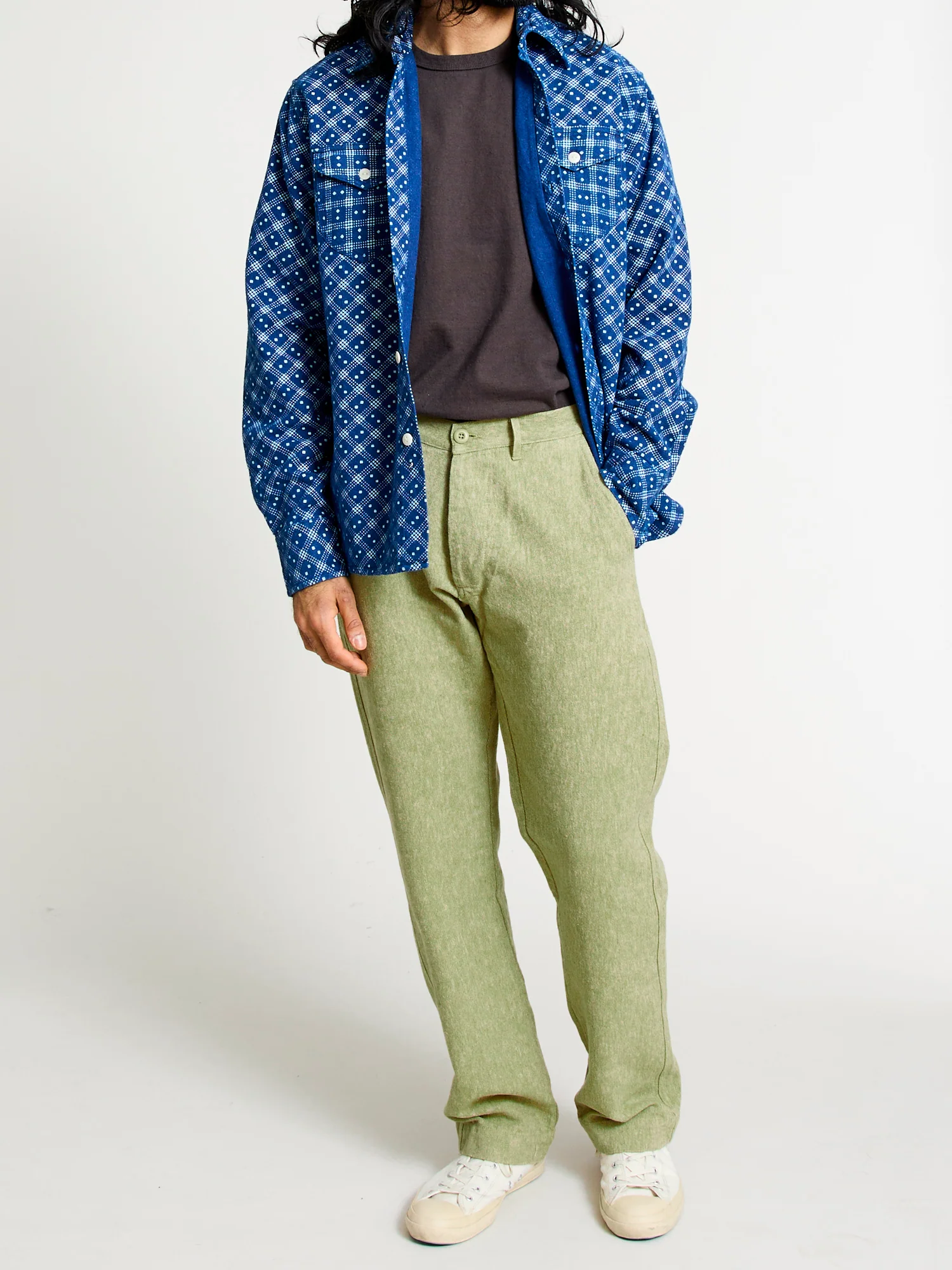 Rustic Plainweave Flat Front Chino in Olive - Image 15