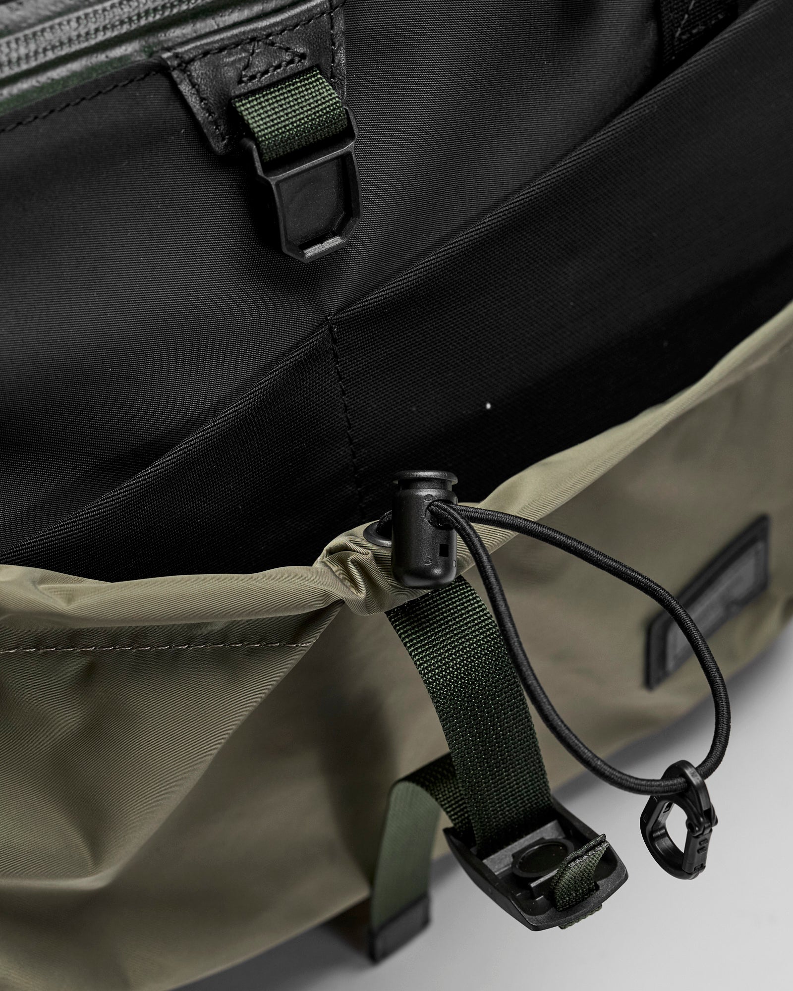 Scramble 2way Tote Bag in Khaki - Image 7