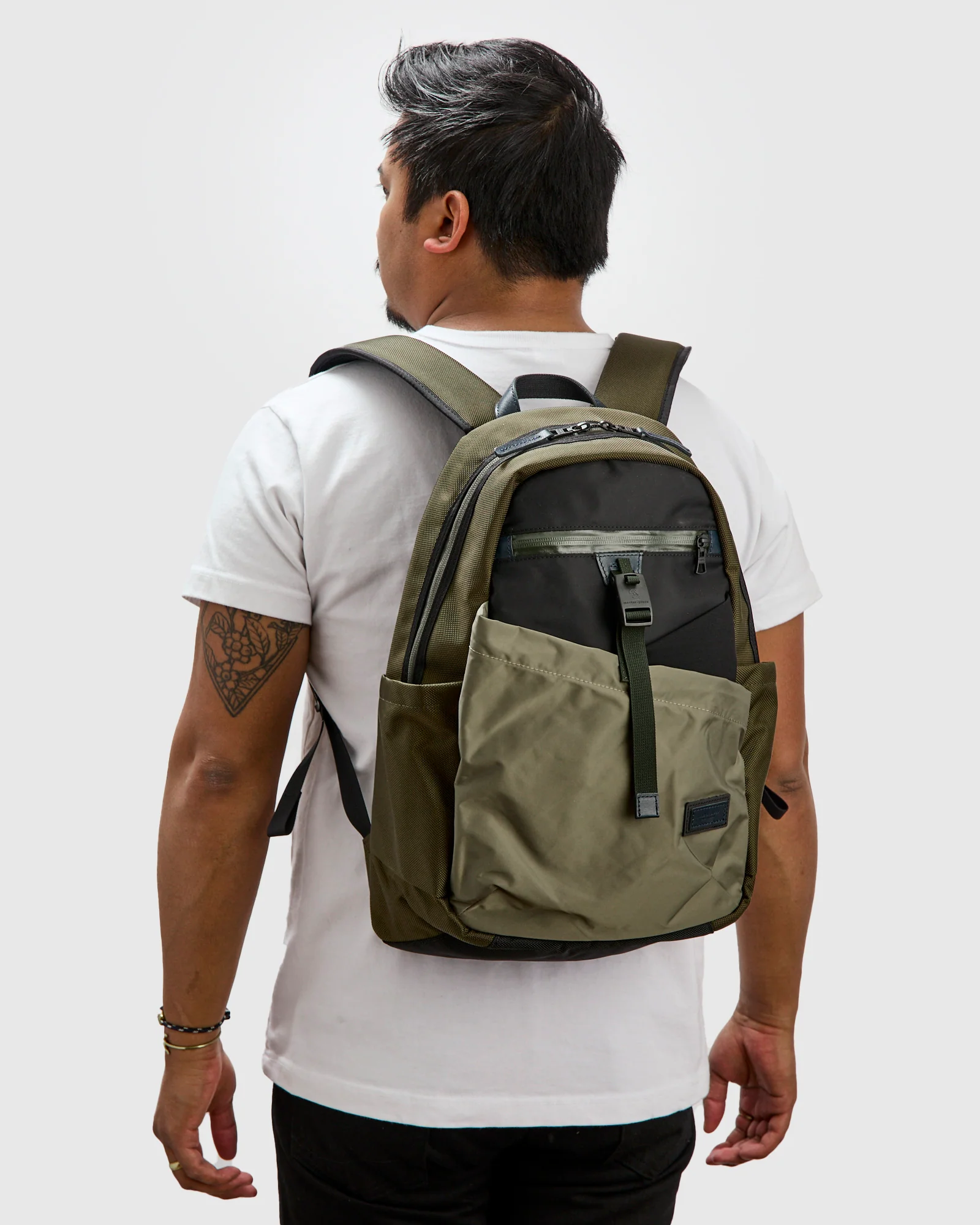 Scramble Backpack in Khaki - Image 2