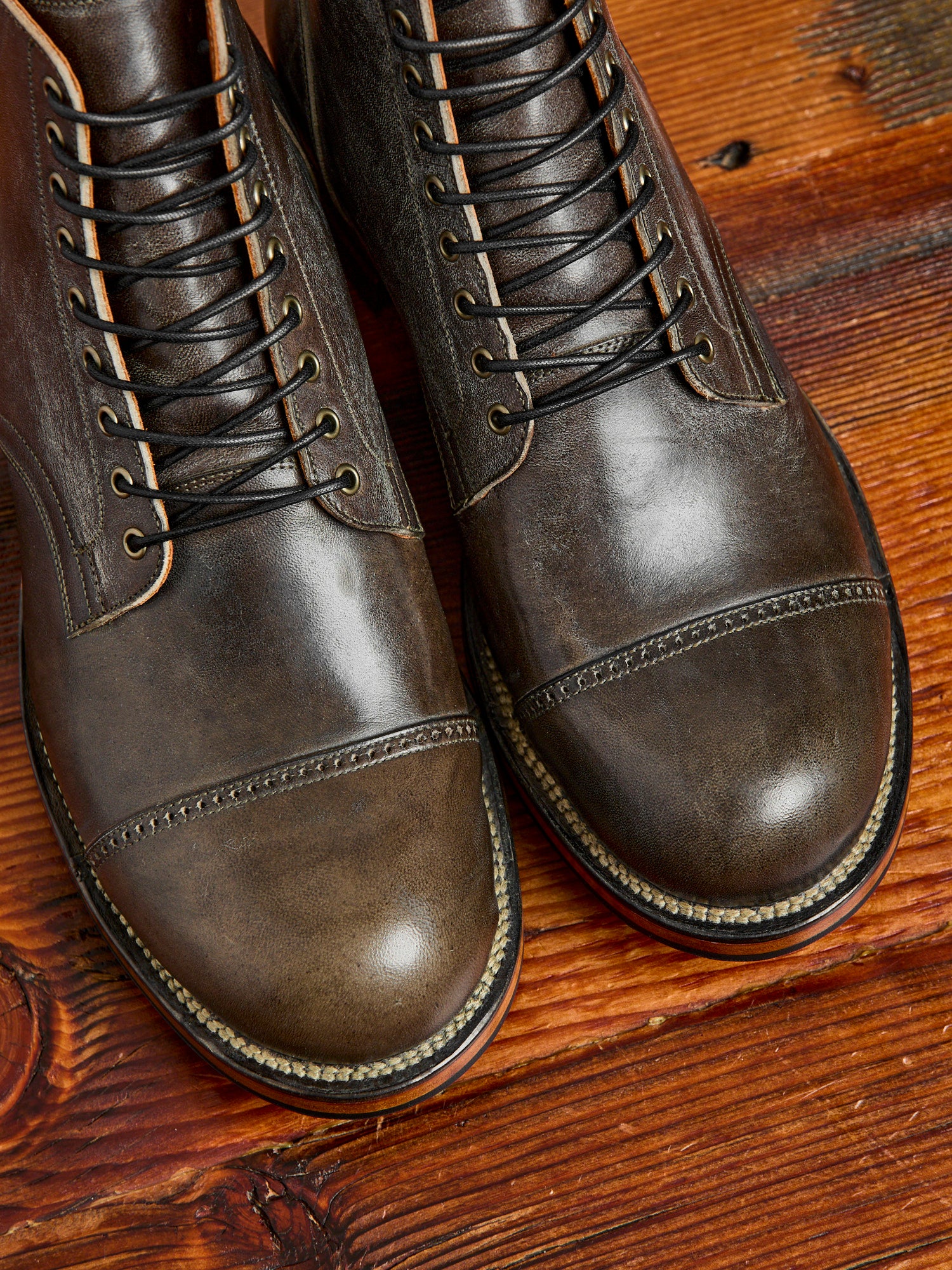 Service Boot DCT 2040 in Asfalto Lucida Horsebutt - Image 6