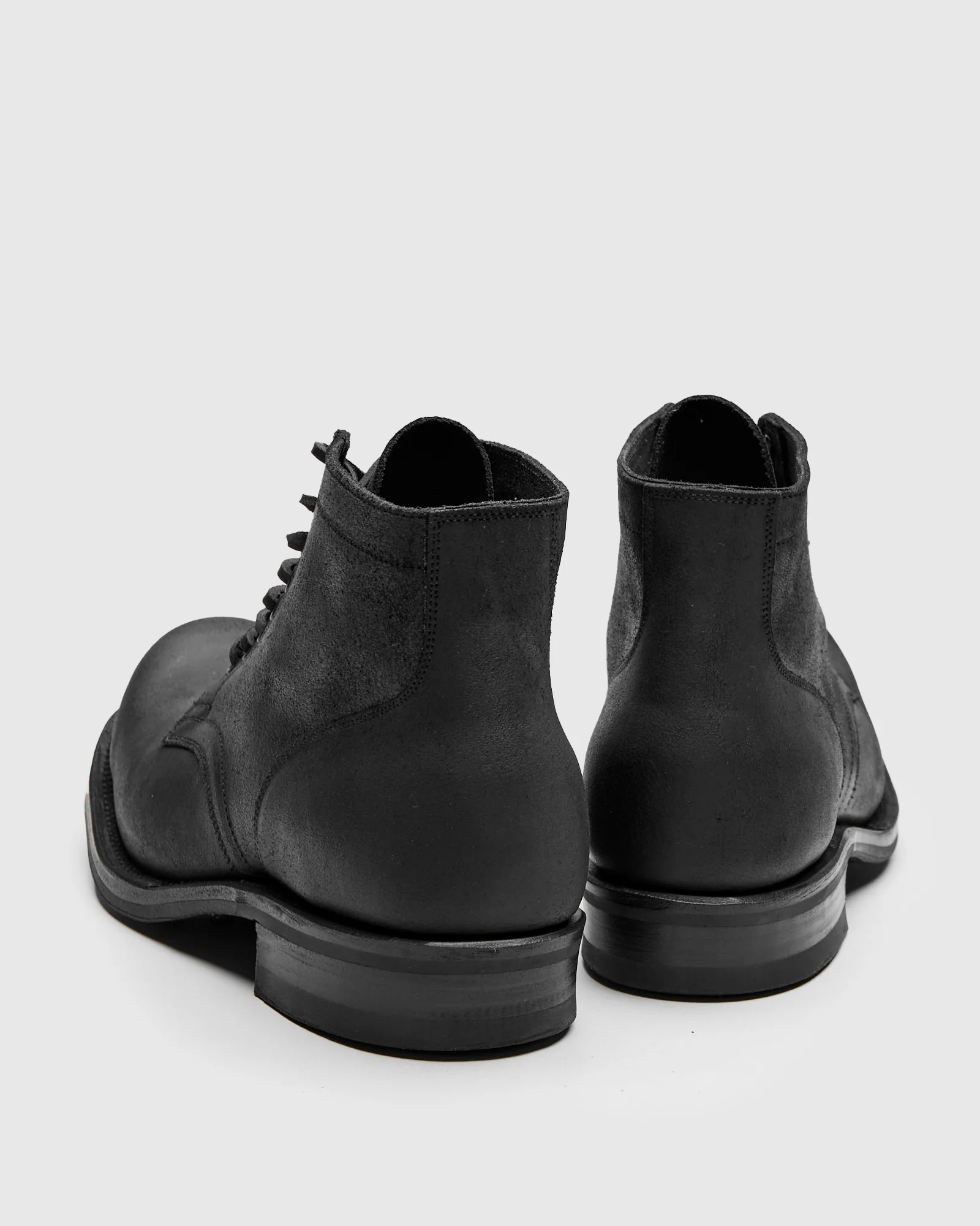 Service Boot 310 in Black Waxy Commander - Image 6