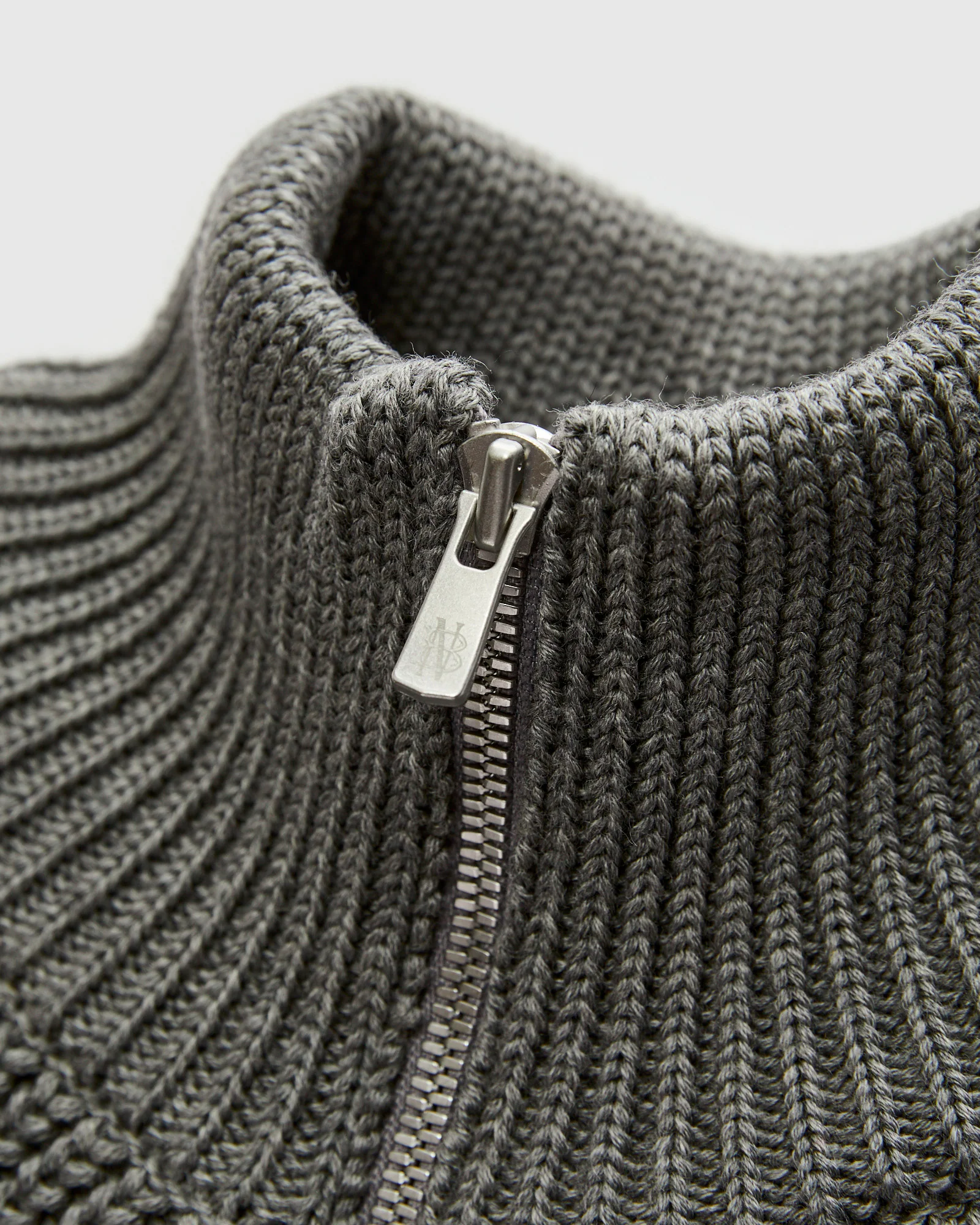 Signature Knit Wool Drivers Zip in Melange Grey - Image 5