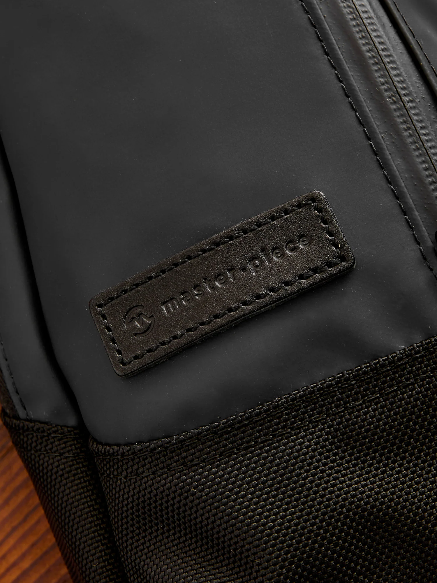 Slick Sling Bag in Black - Image 5