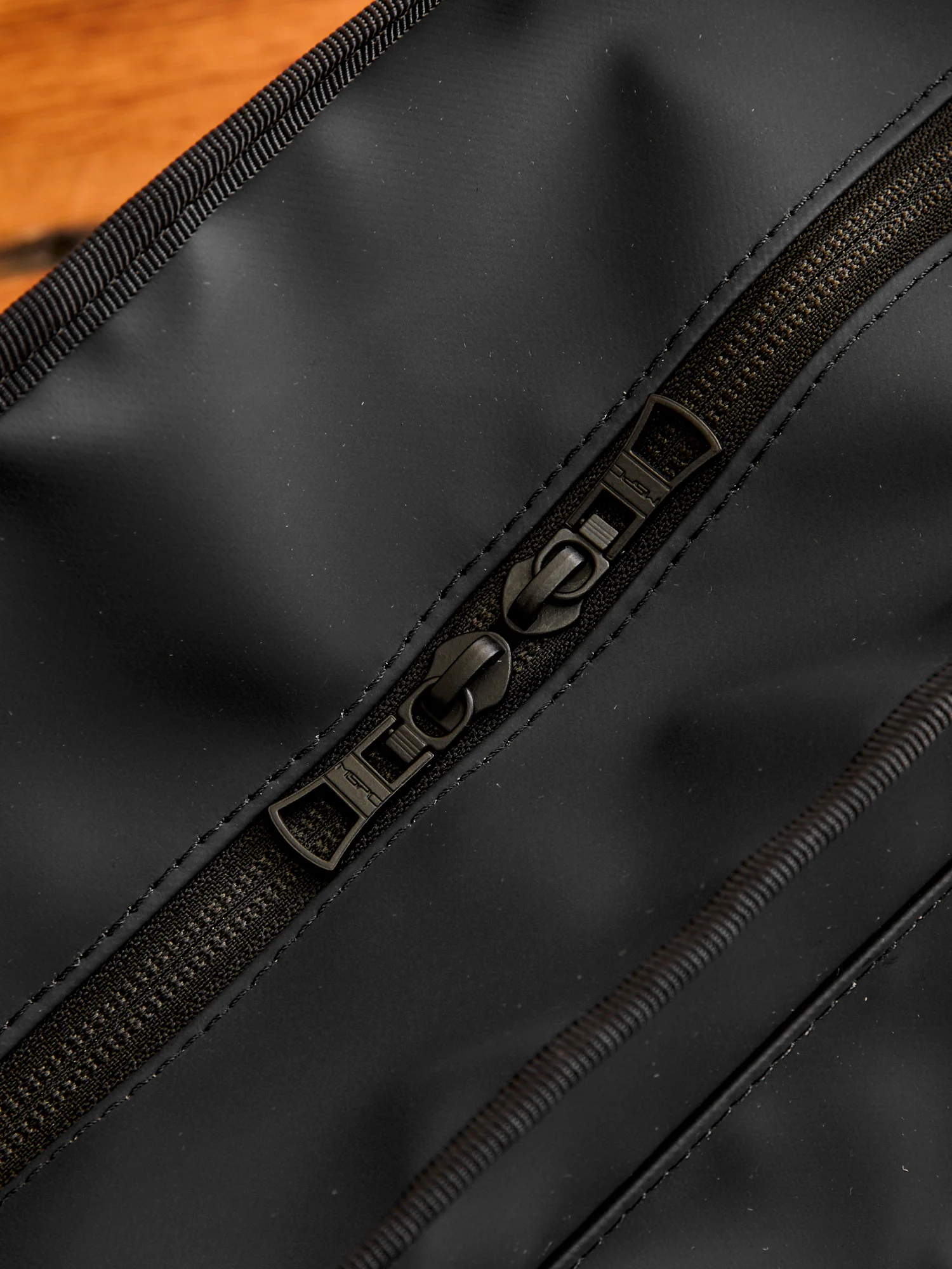 Slick Tote Bag in Black - Image 8