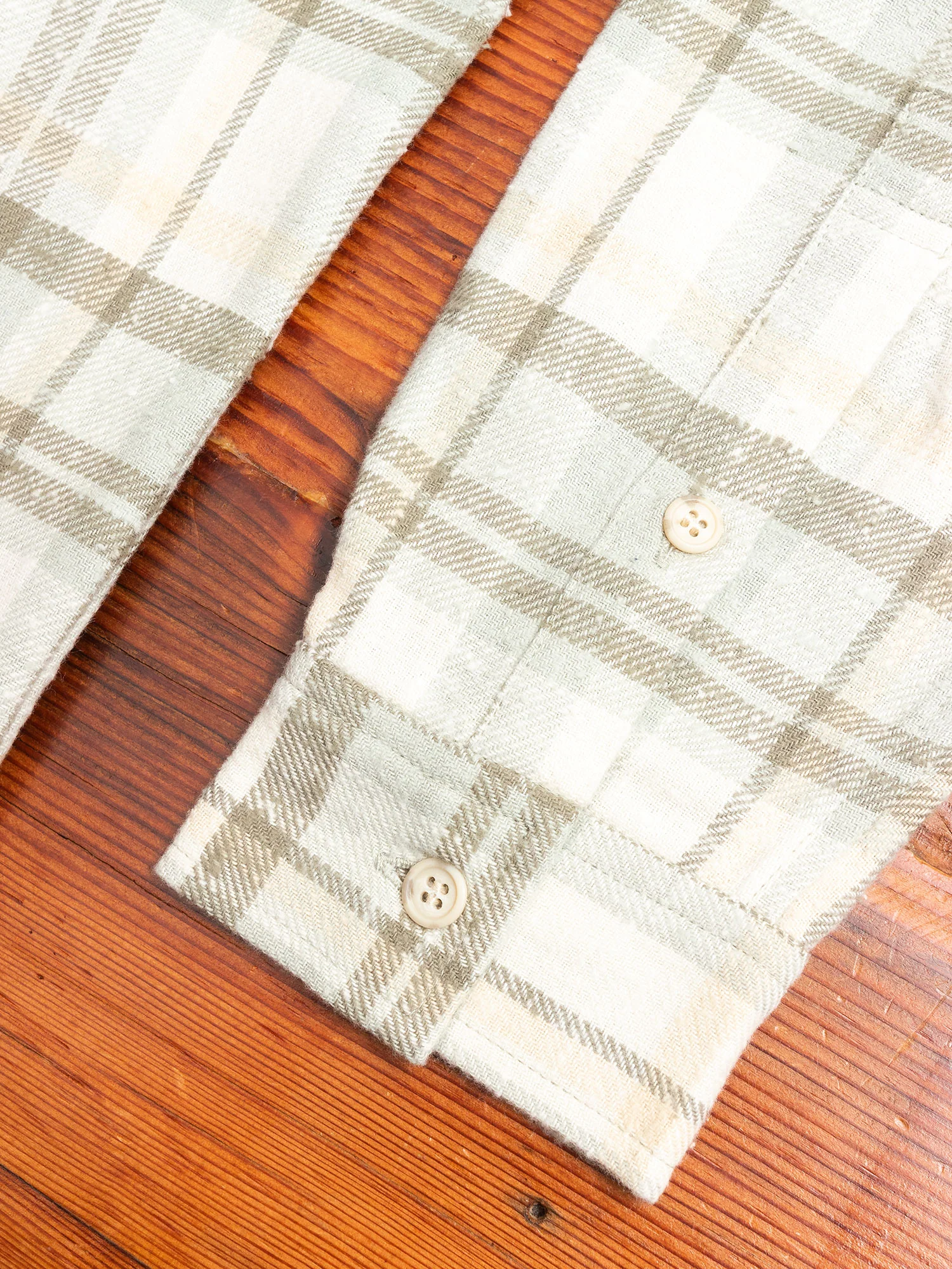 Sly Straight Hem Flannel in Lone Pine Check - Image 6