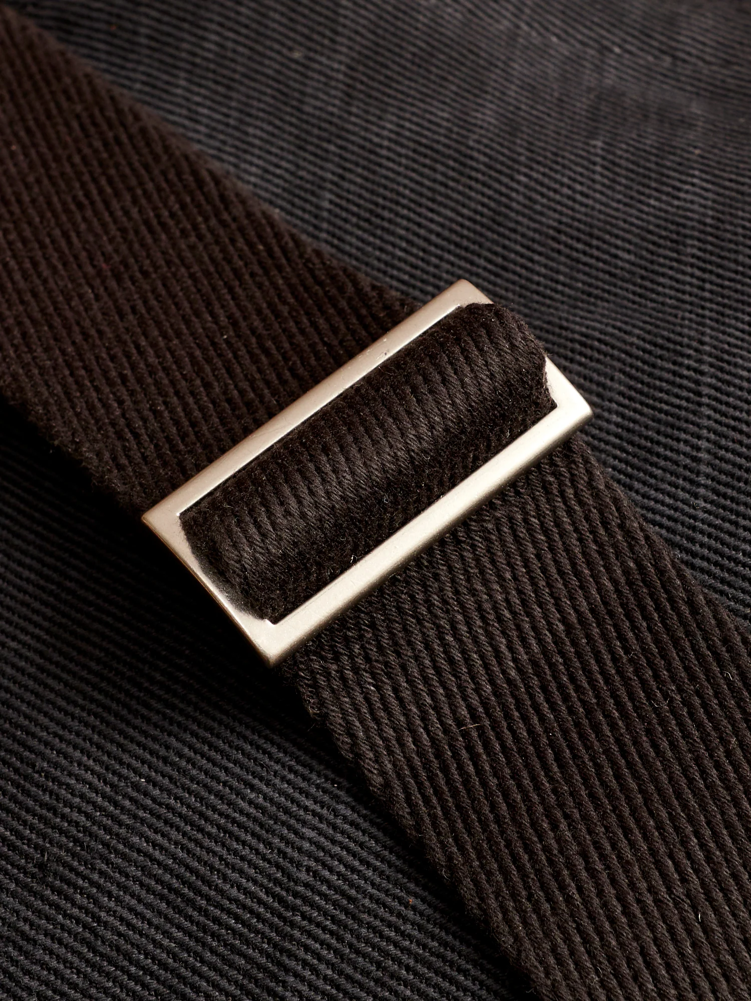 Square Shoulder Bag in Black - Image 3