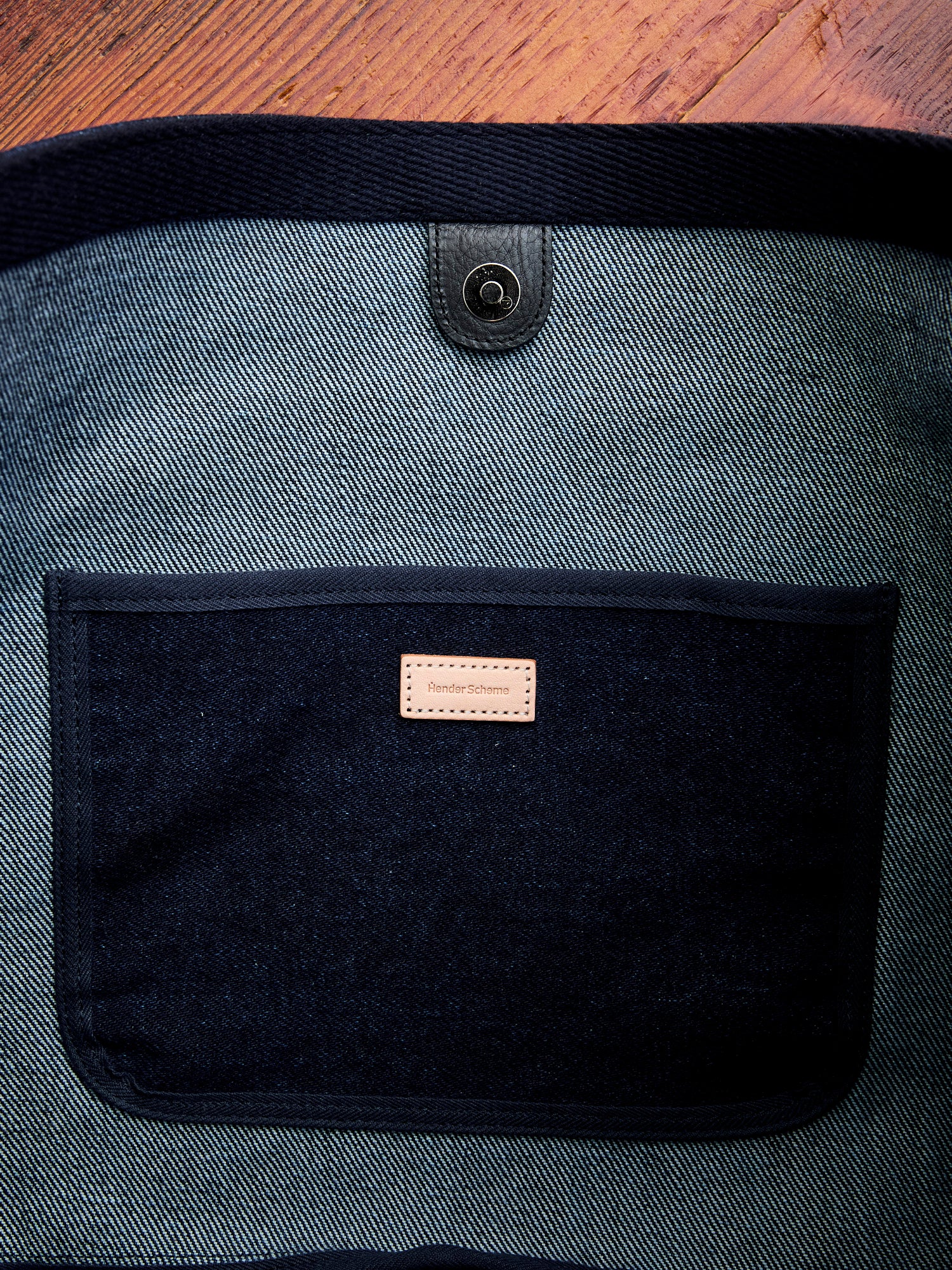 Square Shoulder Bag in Indigo One Wash - Image 9