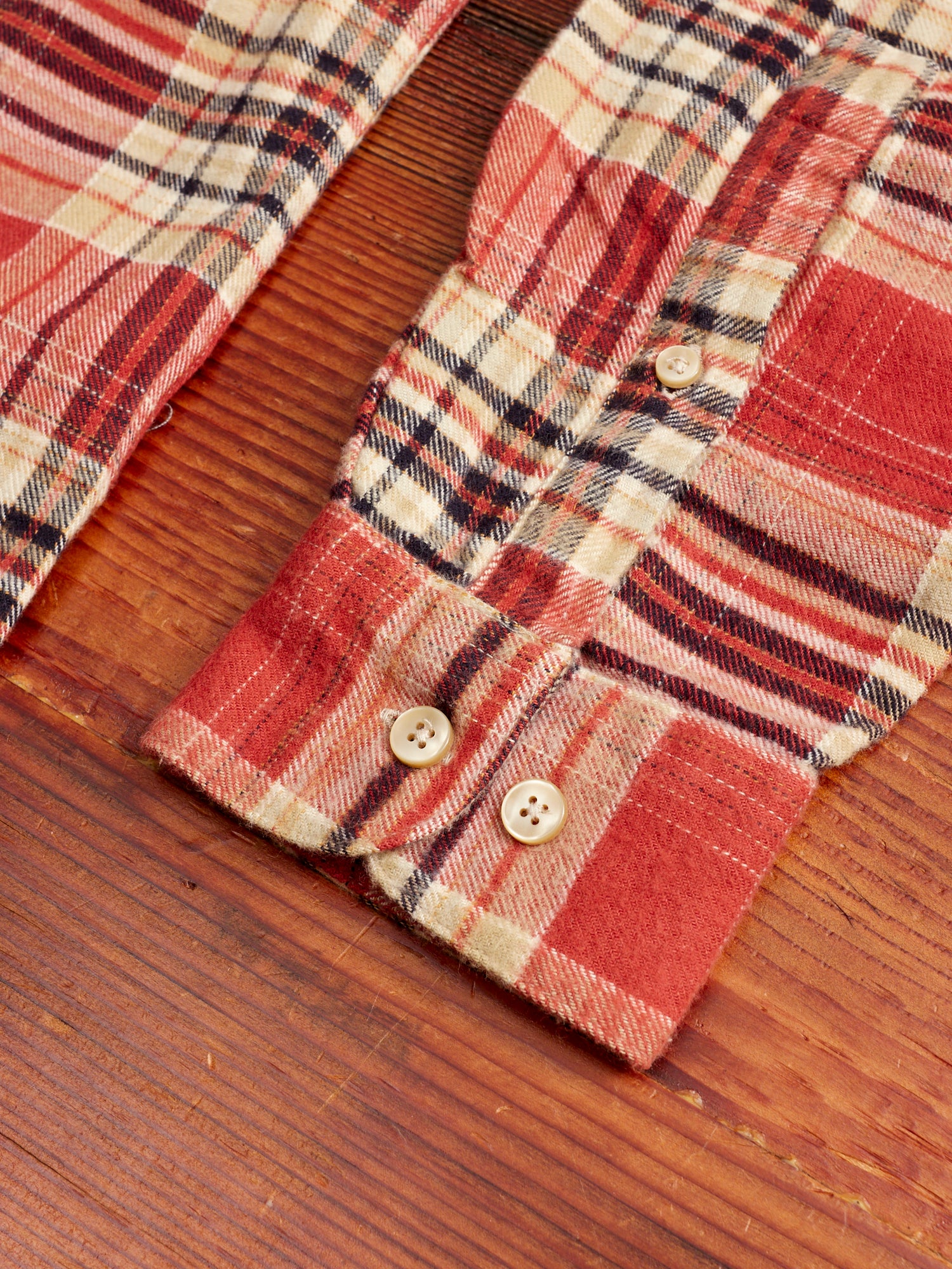 Stinger Button-Up Shirt in Red - Image 5