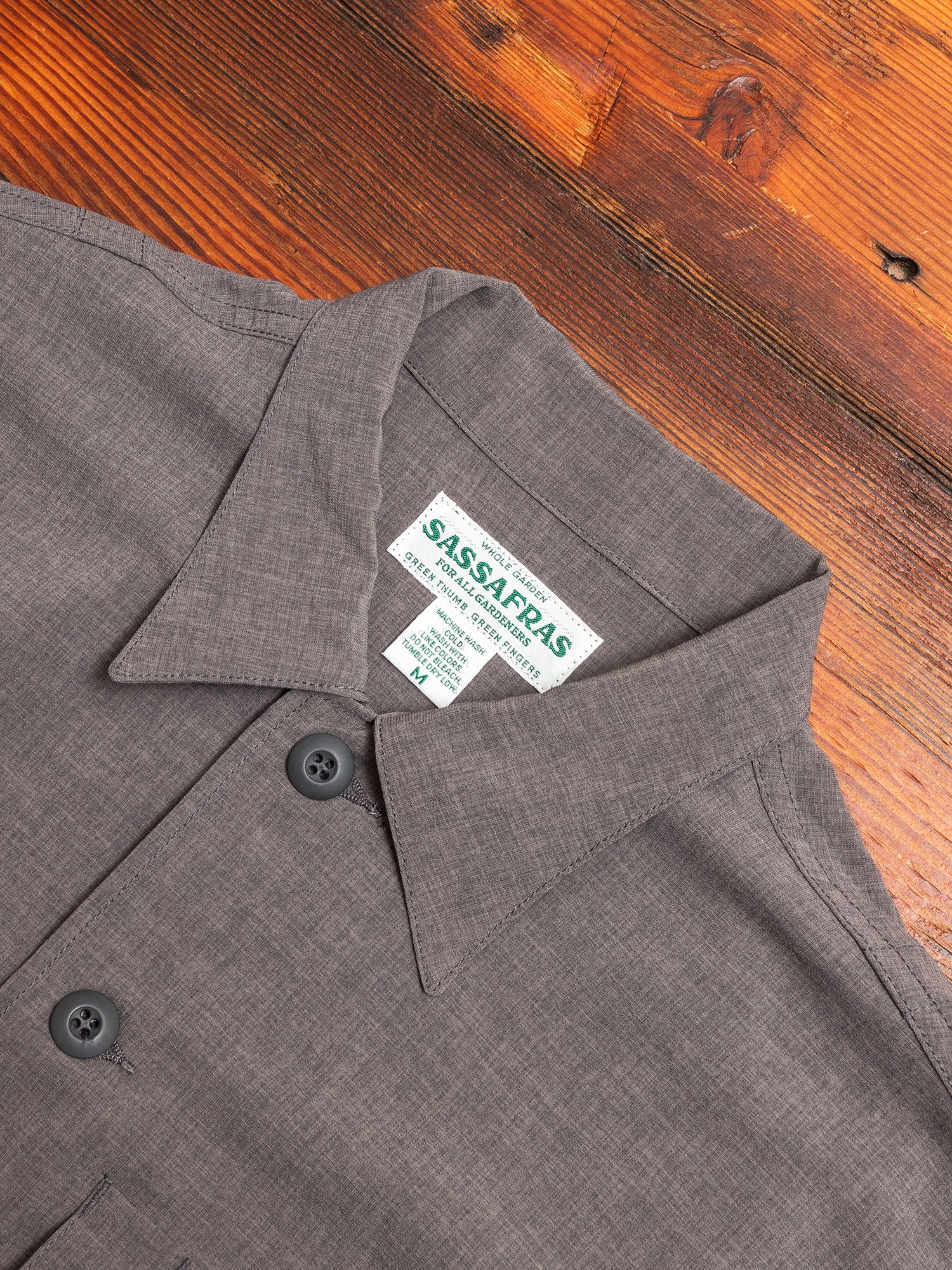 Stretch Gardener Half Shirt in Charcoal - Image 3