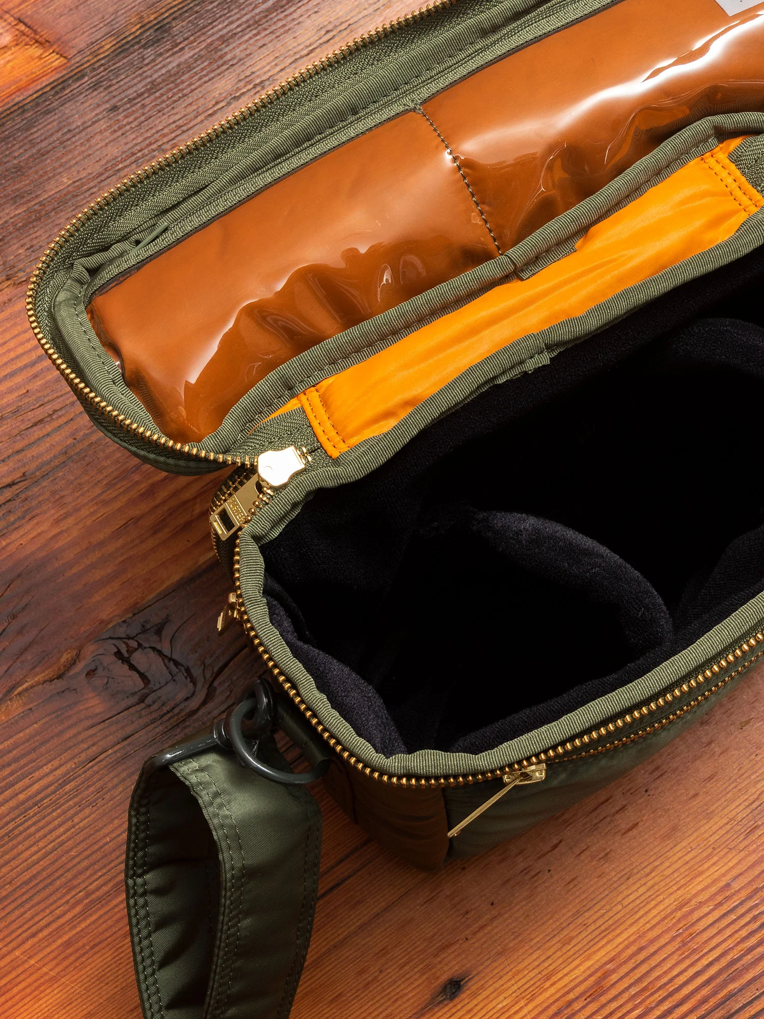 "Tanker" Camera Bag in Sage Green - Image 11
