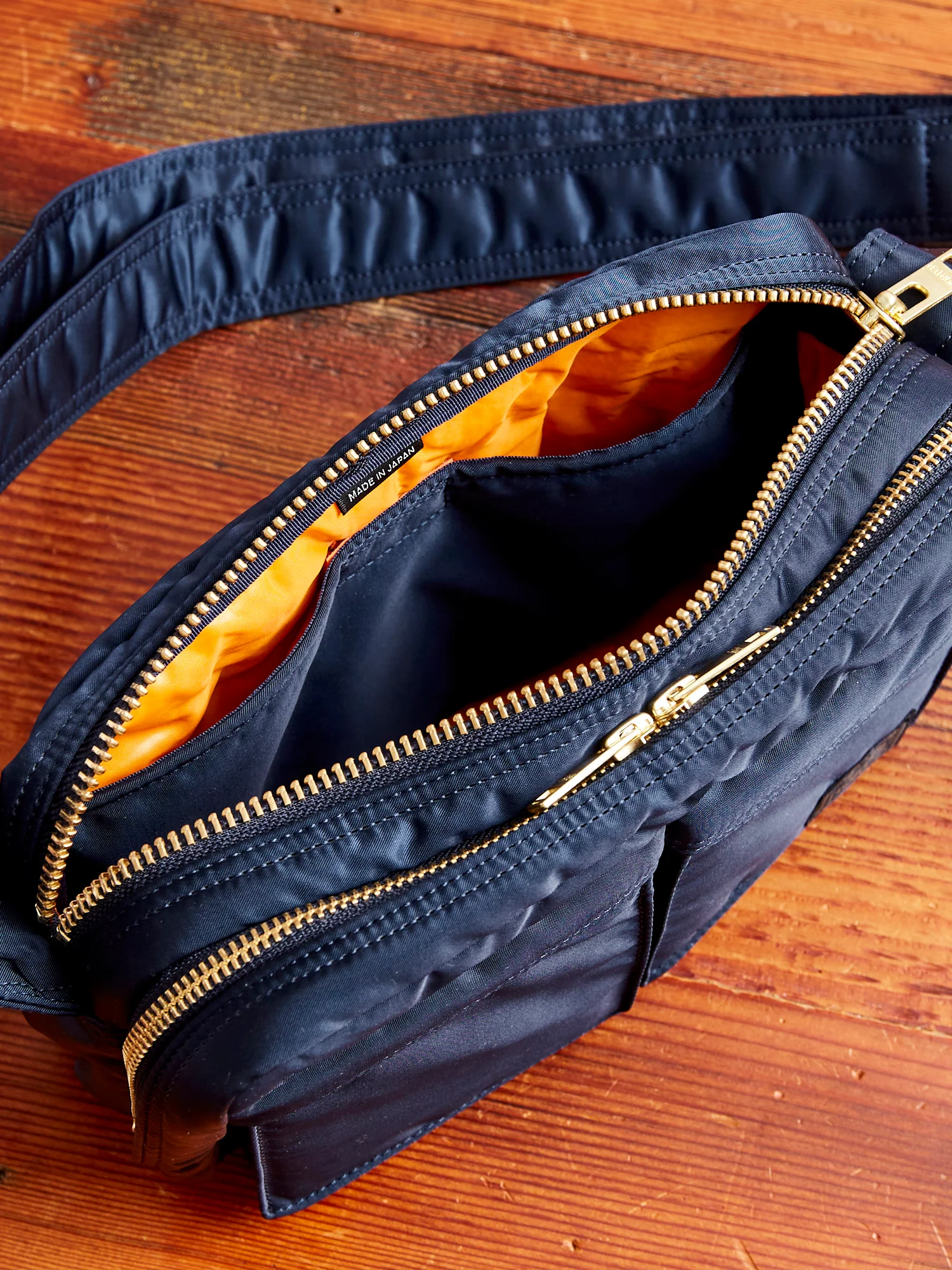 "Tanker" Shoulder Bag (S) in Iron Blue - Image 10