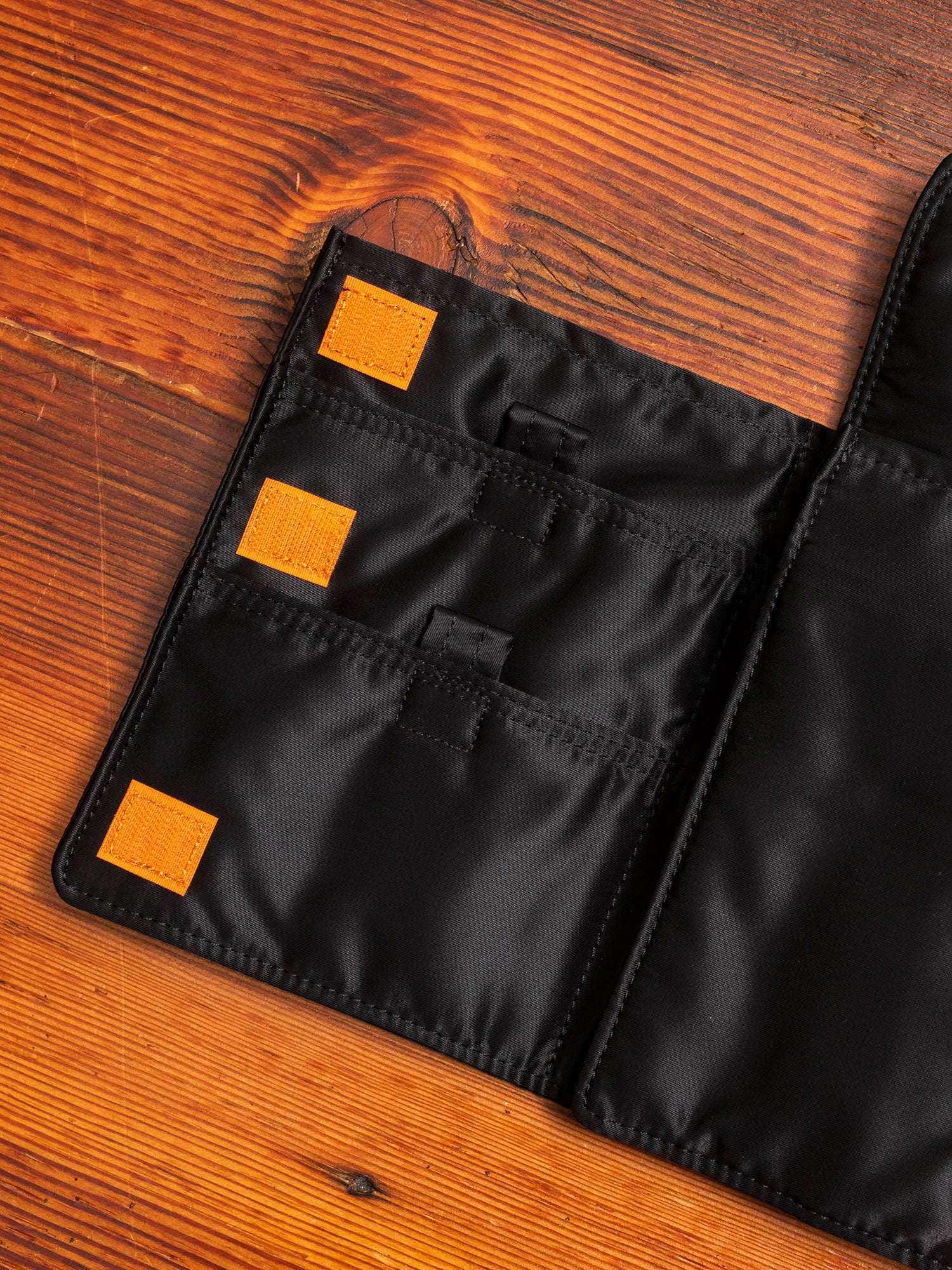 "Tanker" Travel Case in Black - Image 5