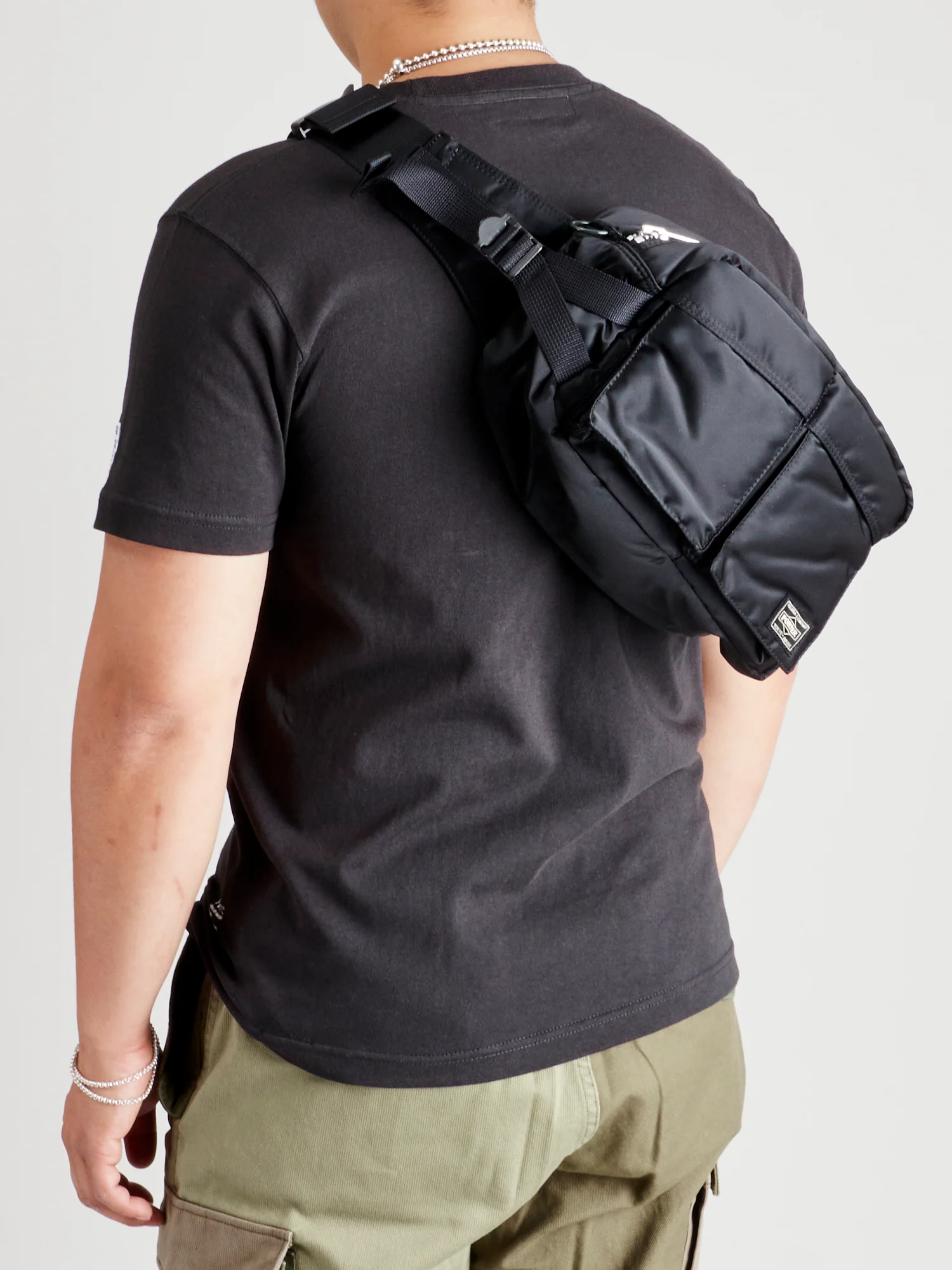 "Tanker" 2-Way Waist Bag in Black - Image 2