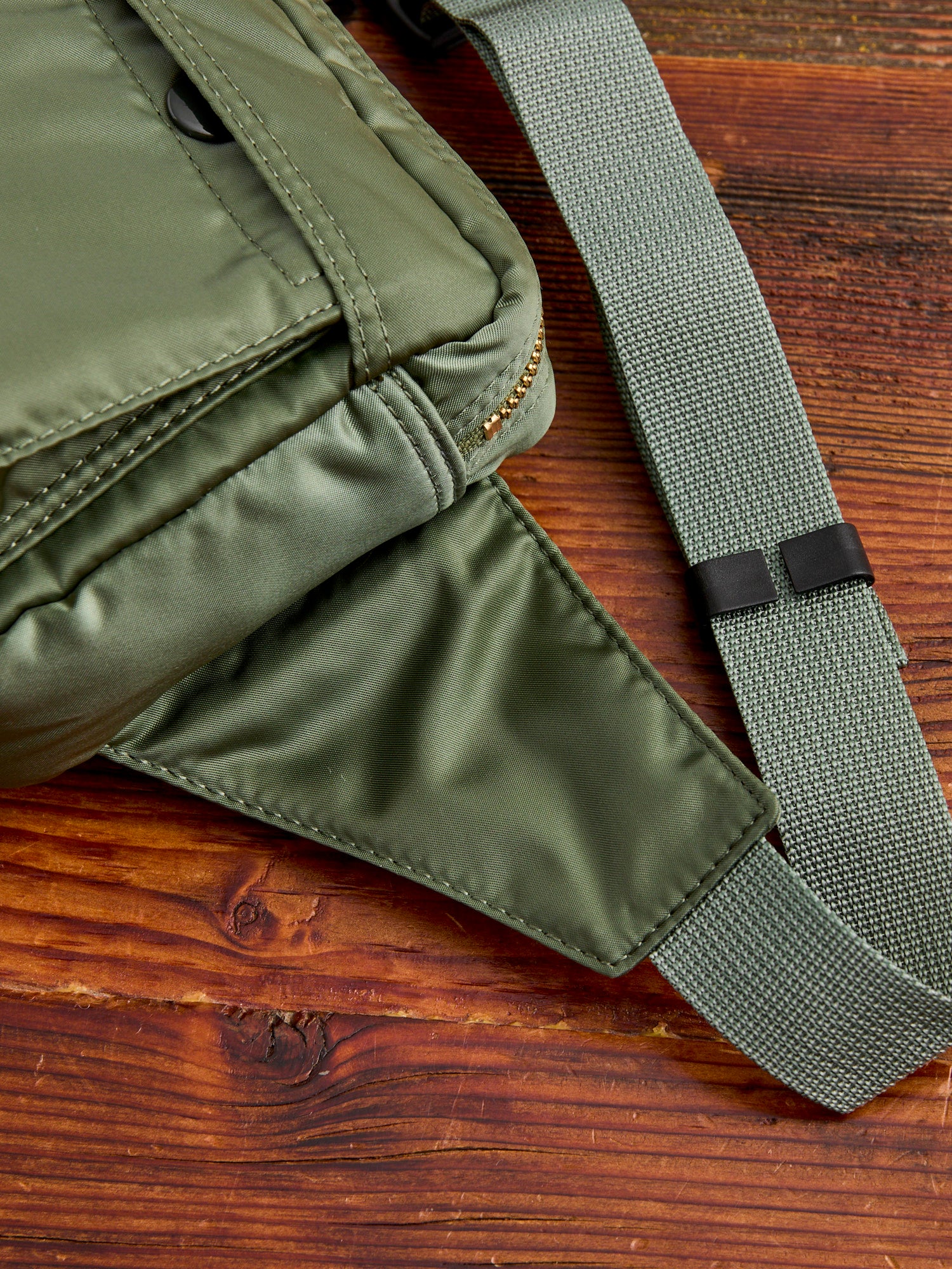 "Tanker" Waist Bag in Sage Green - Image 5