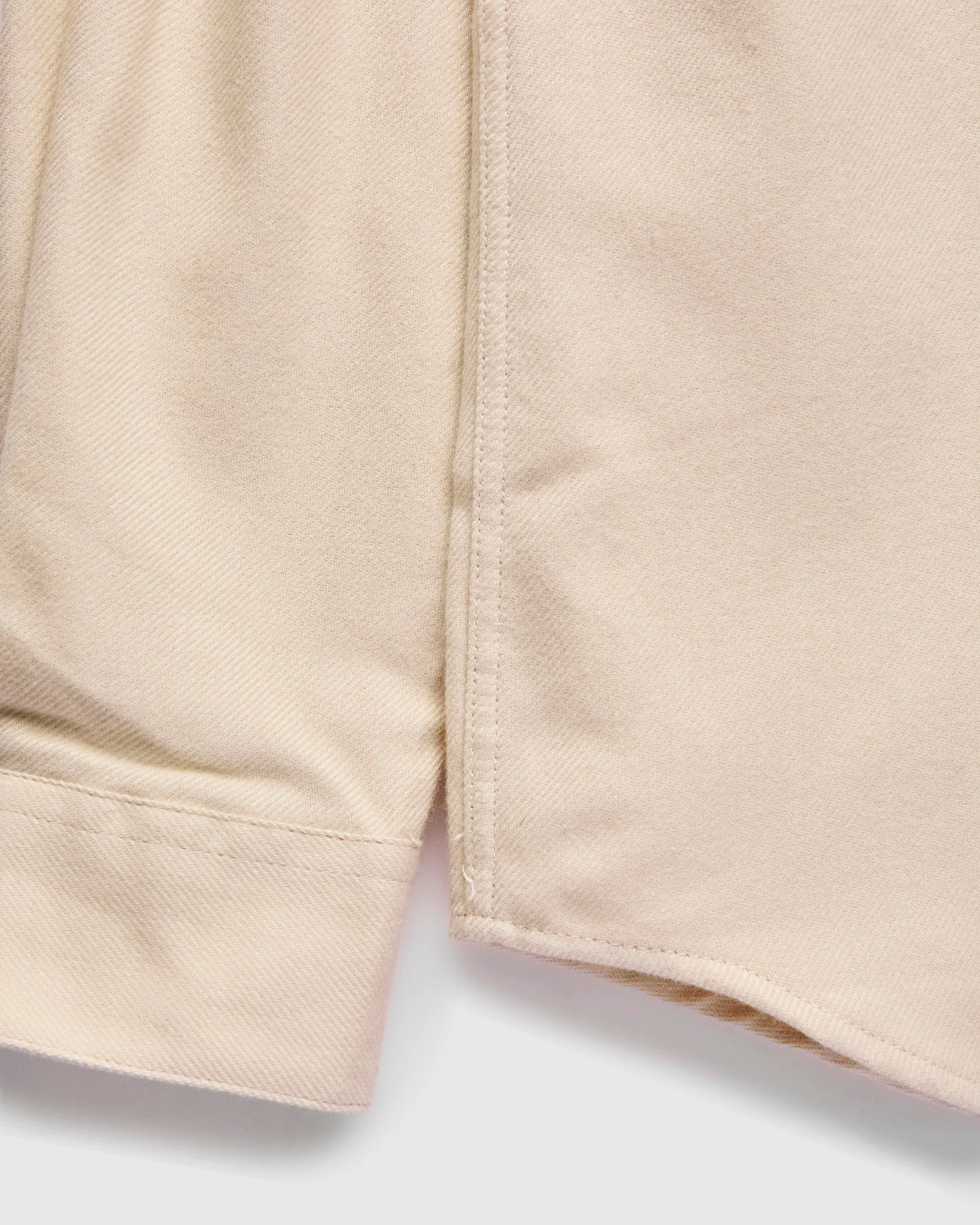 Teca 2 Button-Up Shirt in Ecru - Image 6