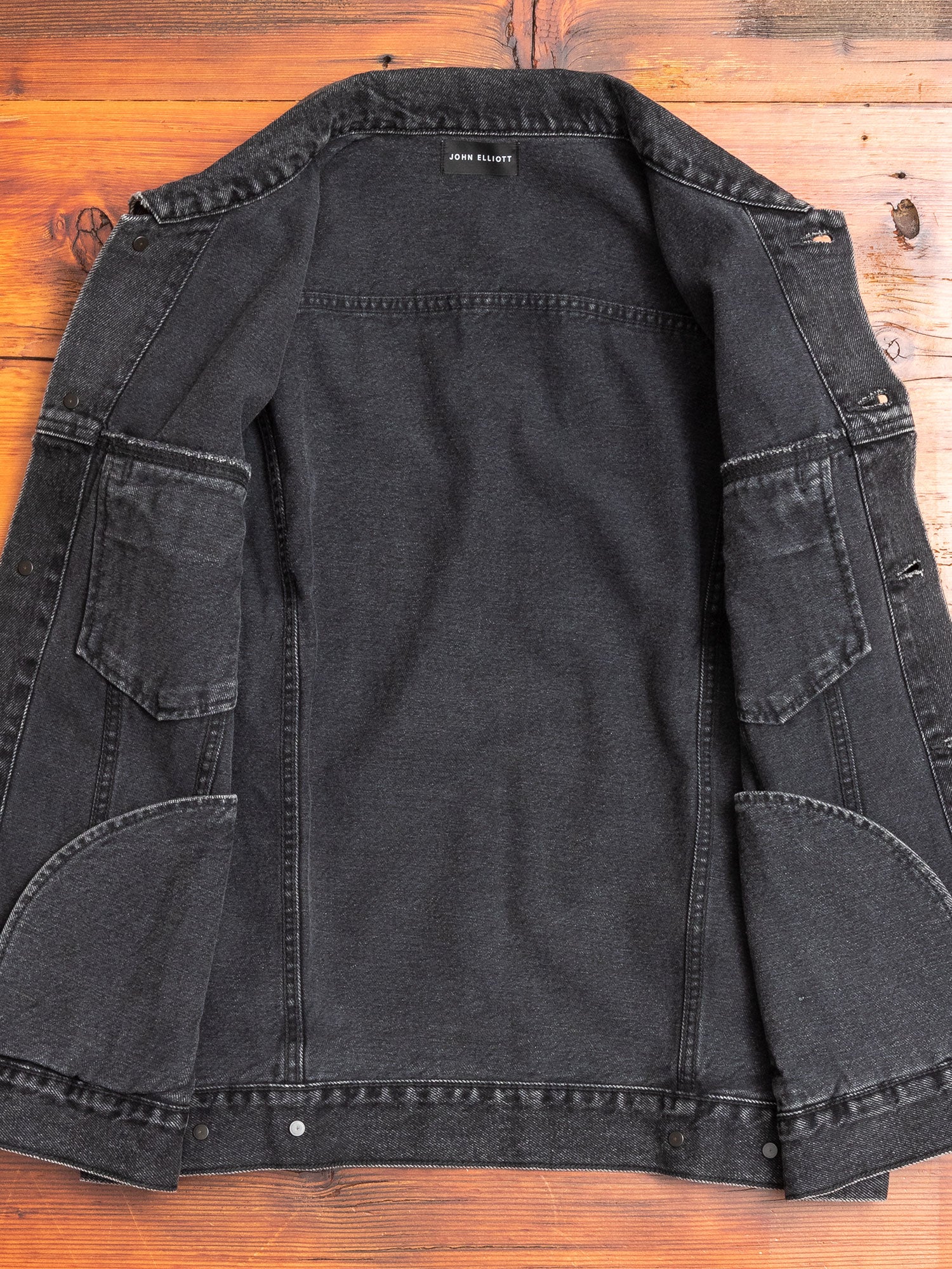 Thumper Jacket Type III in Bullit - Image 8
