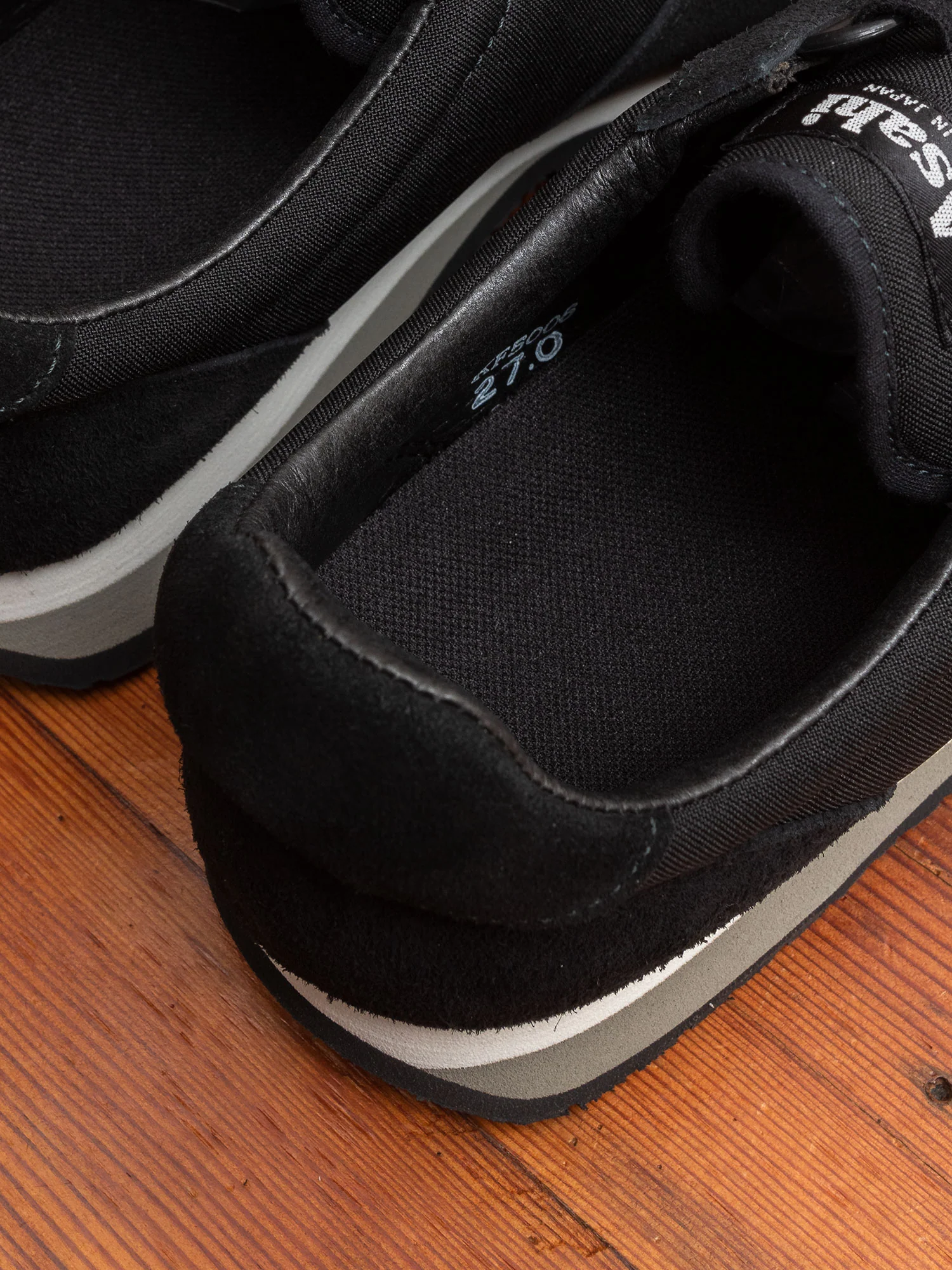 Trainer 024 in Black - Image 6