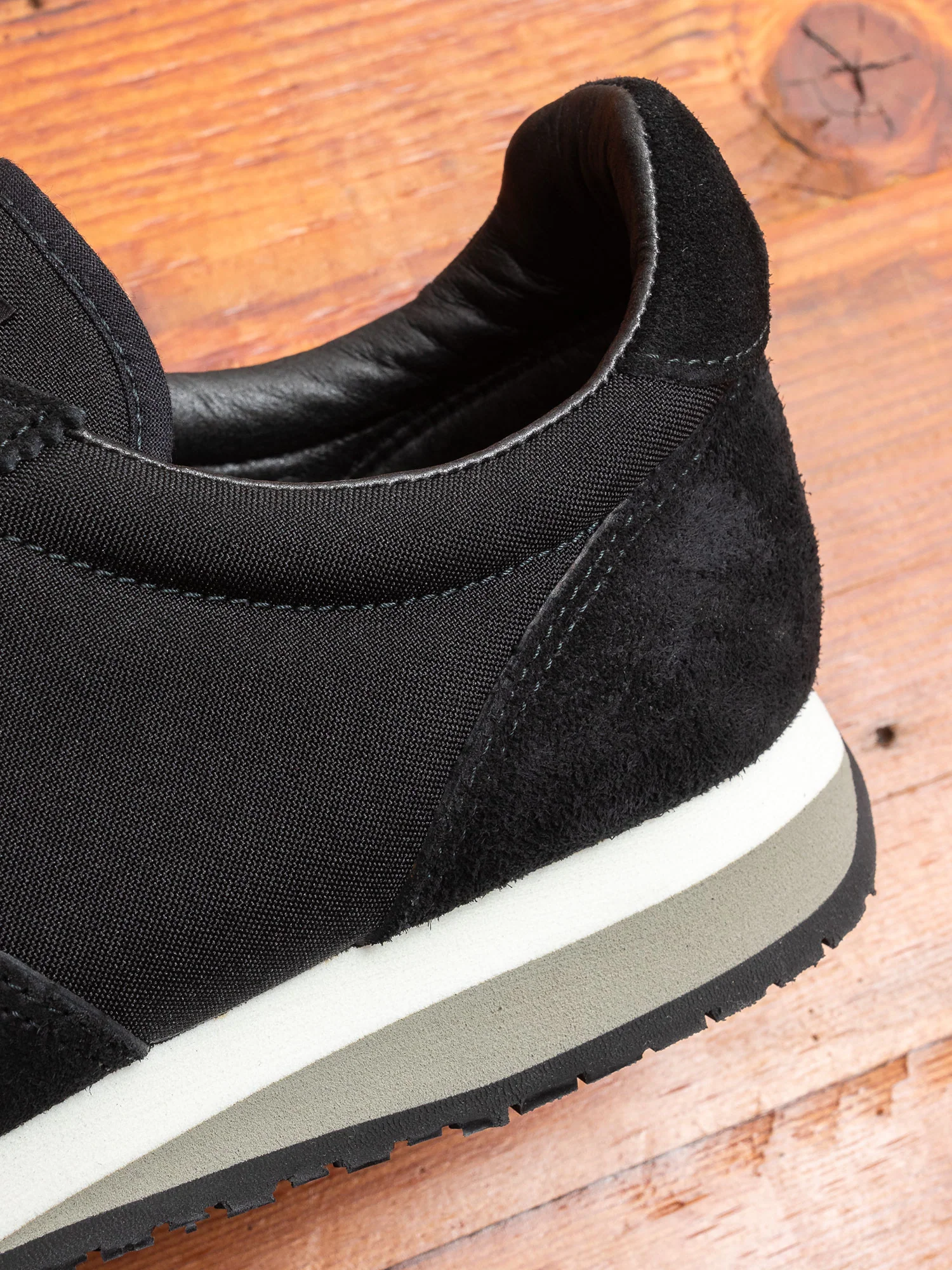 Trainer 024 in Black - Image 7