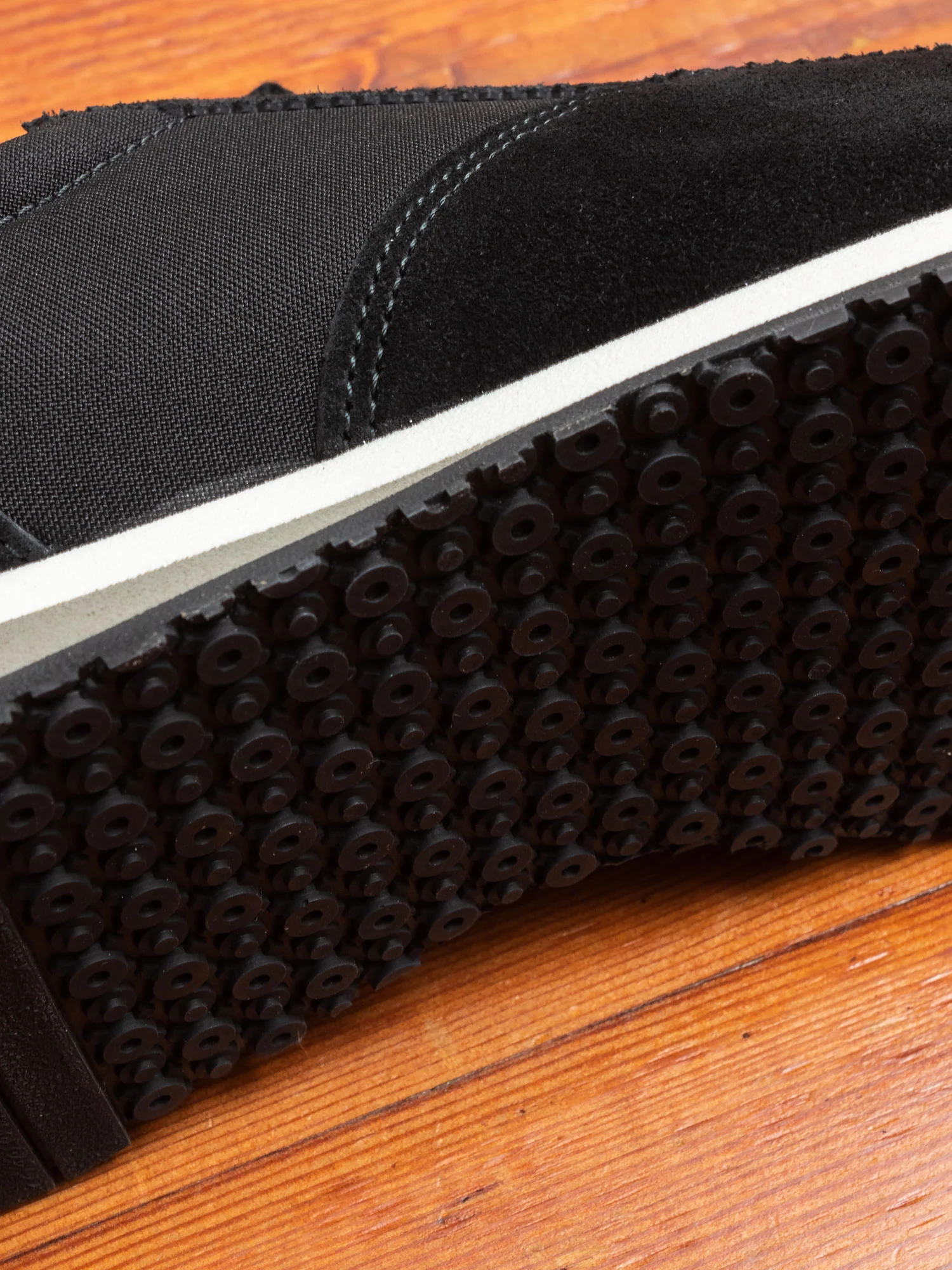 Trainer 024 in Black - Image 8
