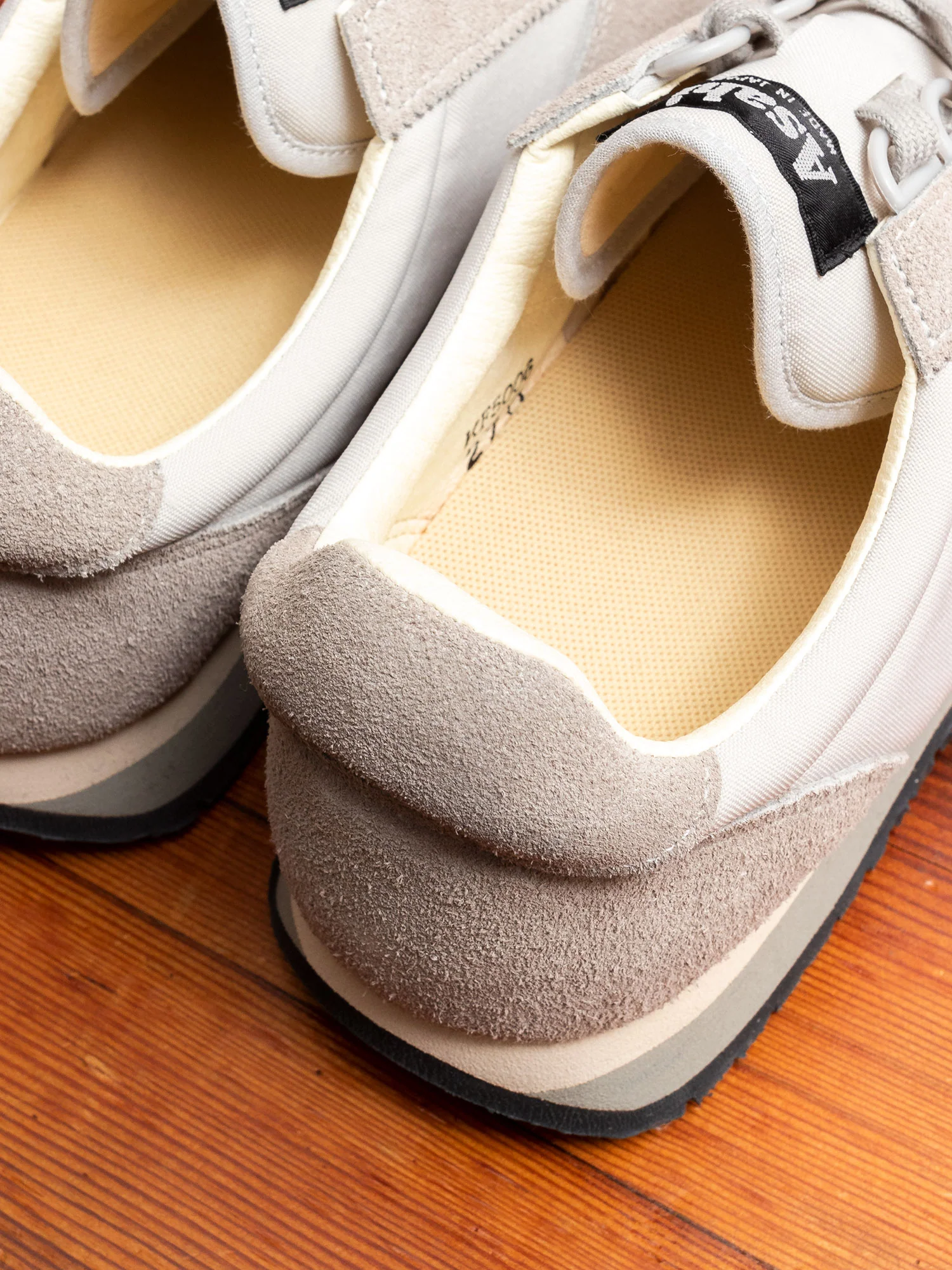 Trainer 024 in Grey - Image 6