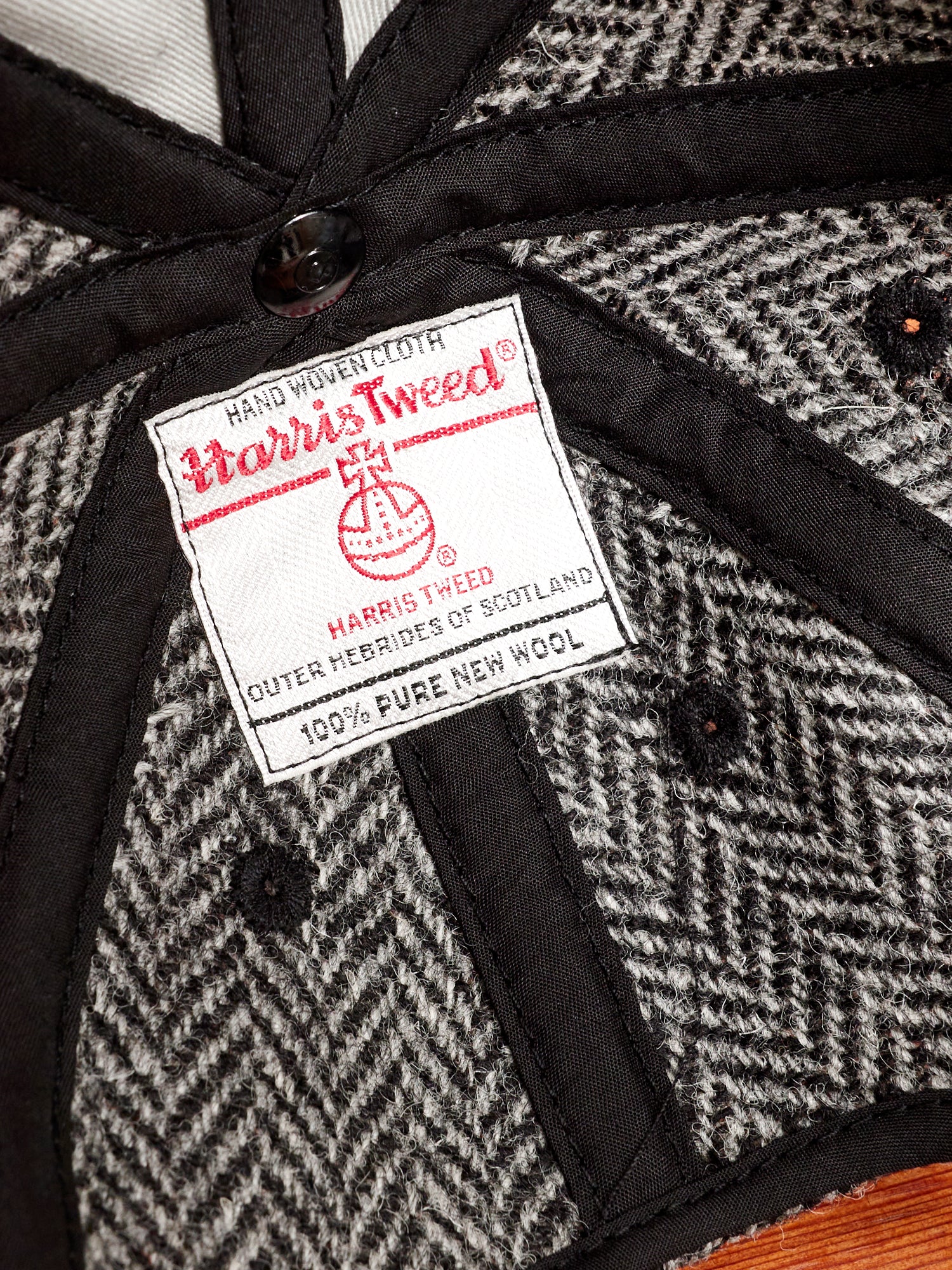 Tweed Cap in Herringbone - Image 7