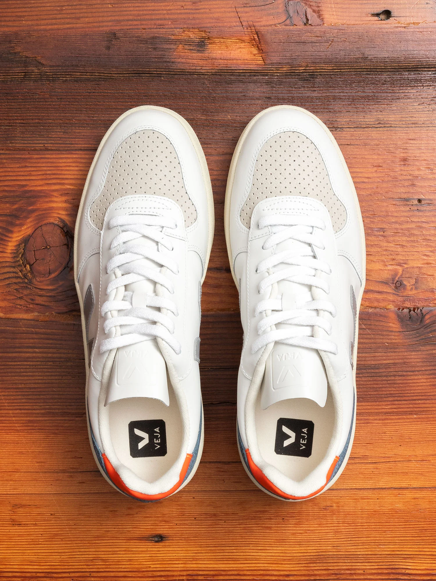 V-10 Leather Sneaker in Oxford Grey Orange Fluo - Image 7