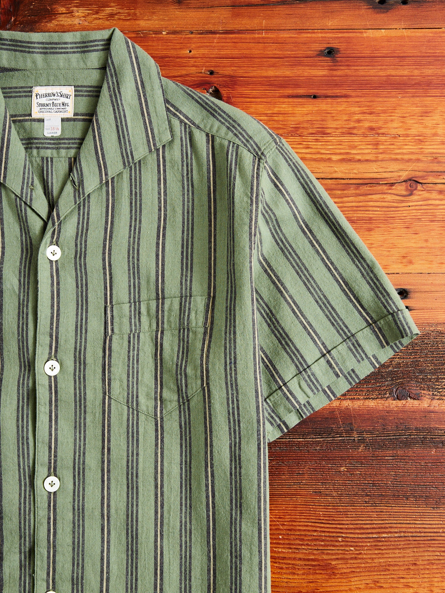 Linen Short Sleeve Shirt in Striped Olive - Image 5