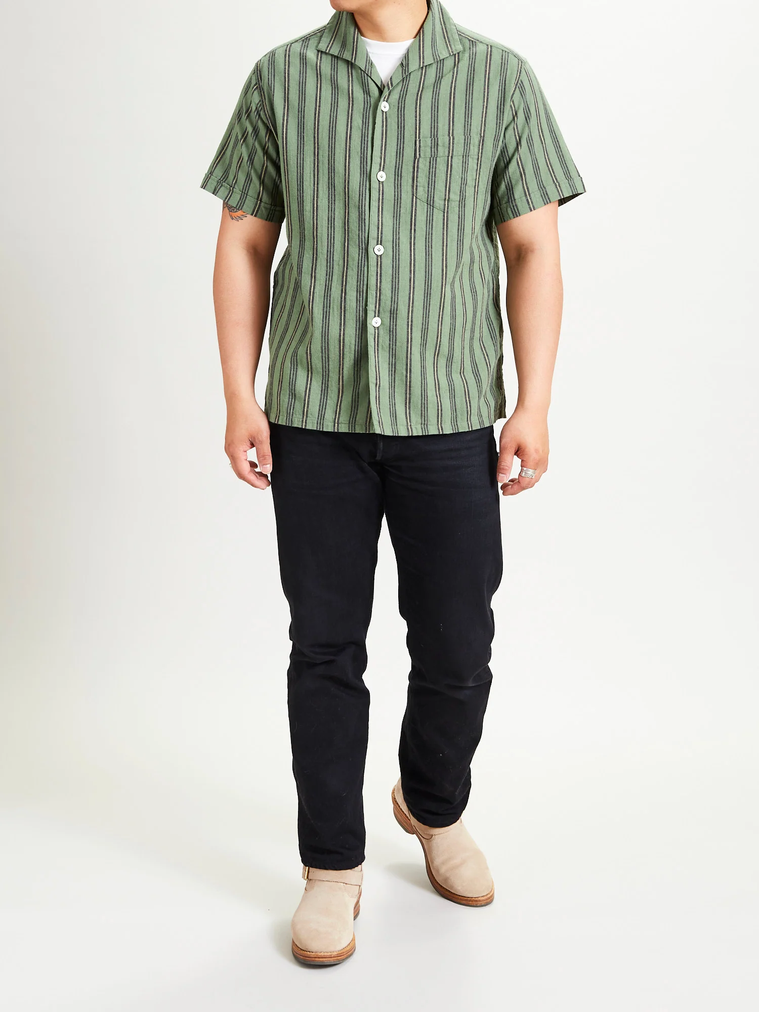 Linen Short Sleeve Shirt in Striped Olive - Image 9