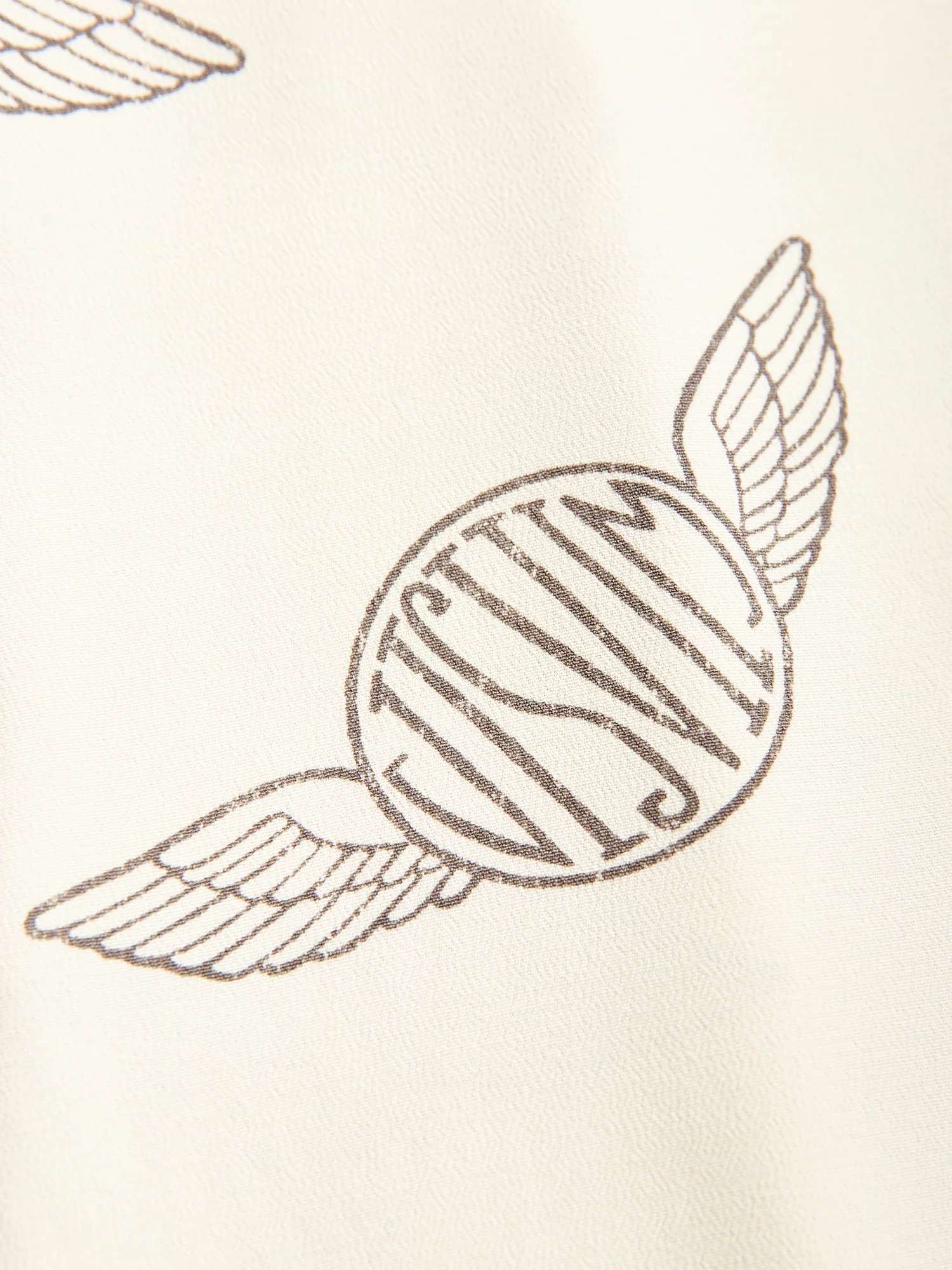 Wallis Shirt S/S in Ivory - Image 8