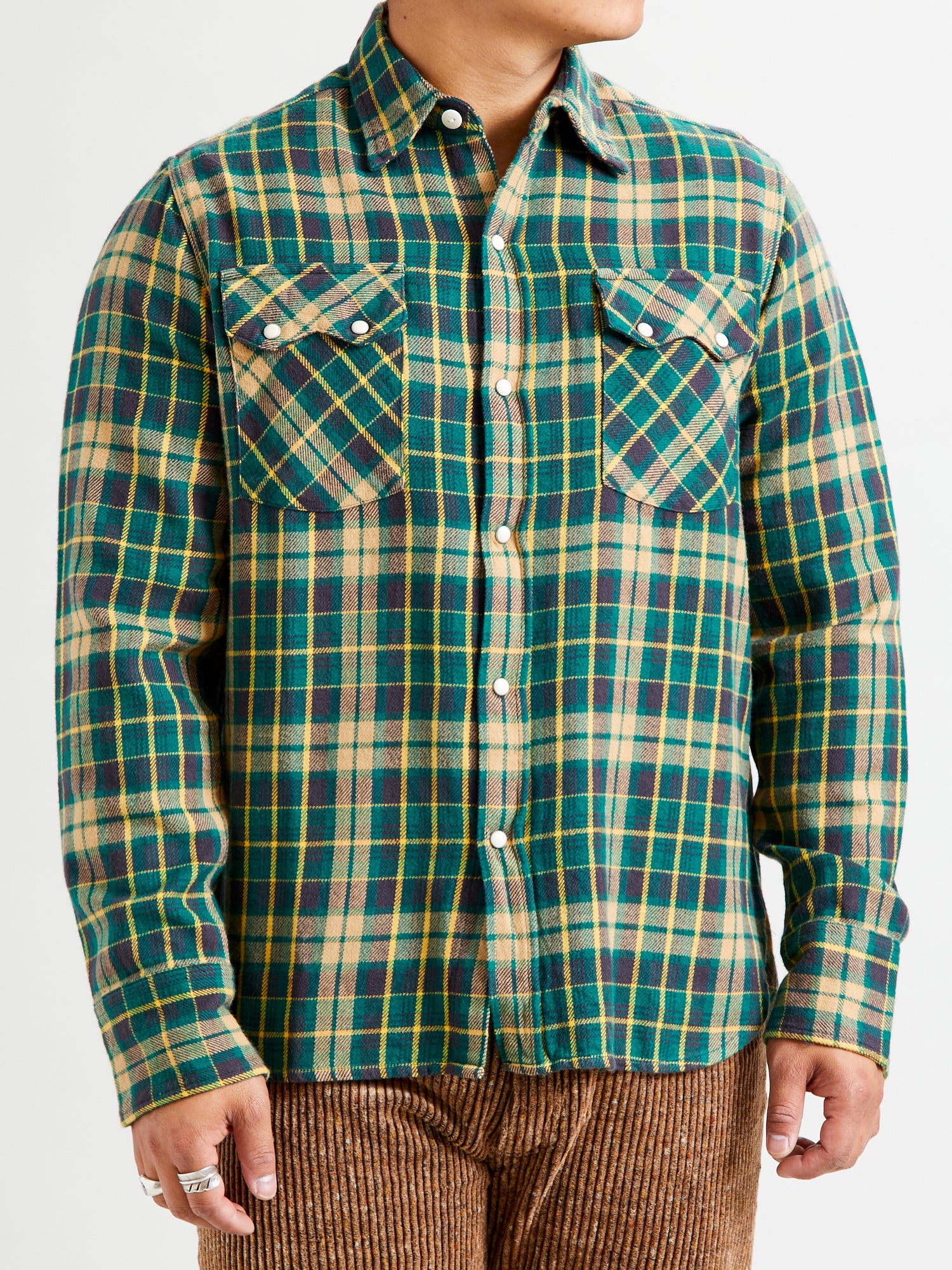 Washed Flannel Pearl Snap Shirt in Wisconsin White Pine - Image 2