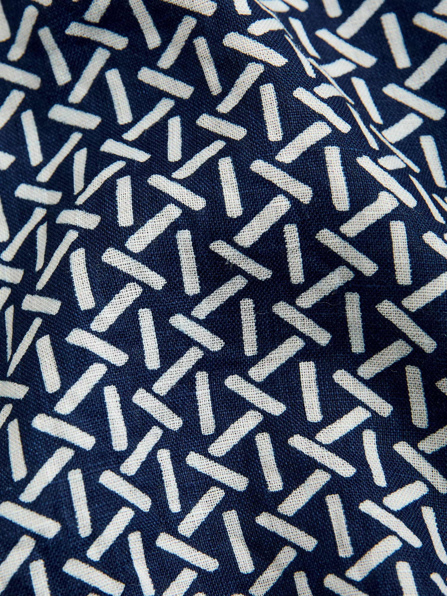 "Yama-Komon" Bassen Short Sleeve Shirt in Indigo - Image 8